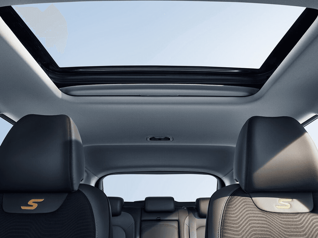 Geely Coolray - 4