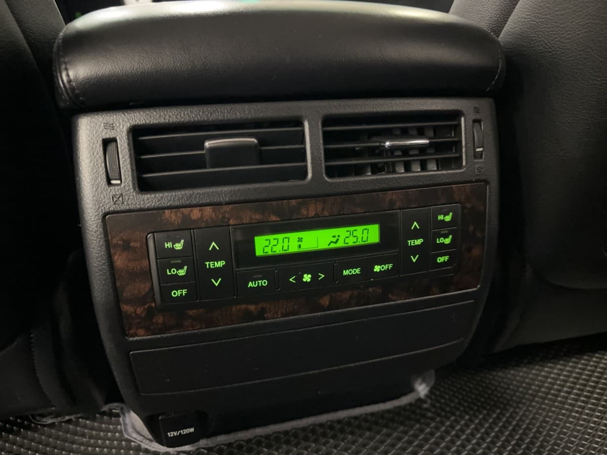 Toyota Land Cruiser 200 - фото 35