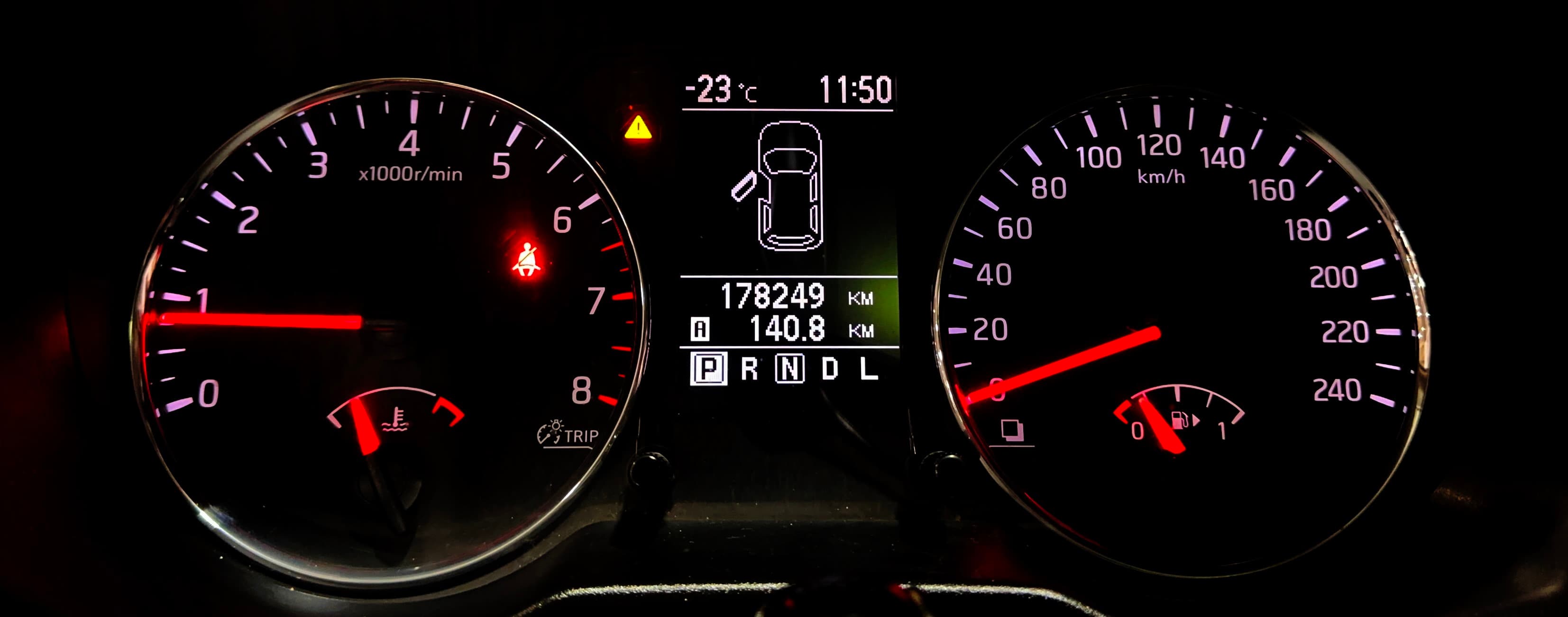 Nissan X-Trail - фото 19