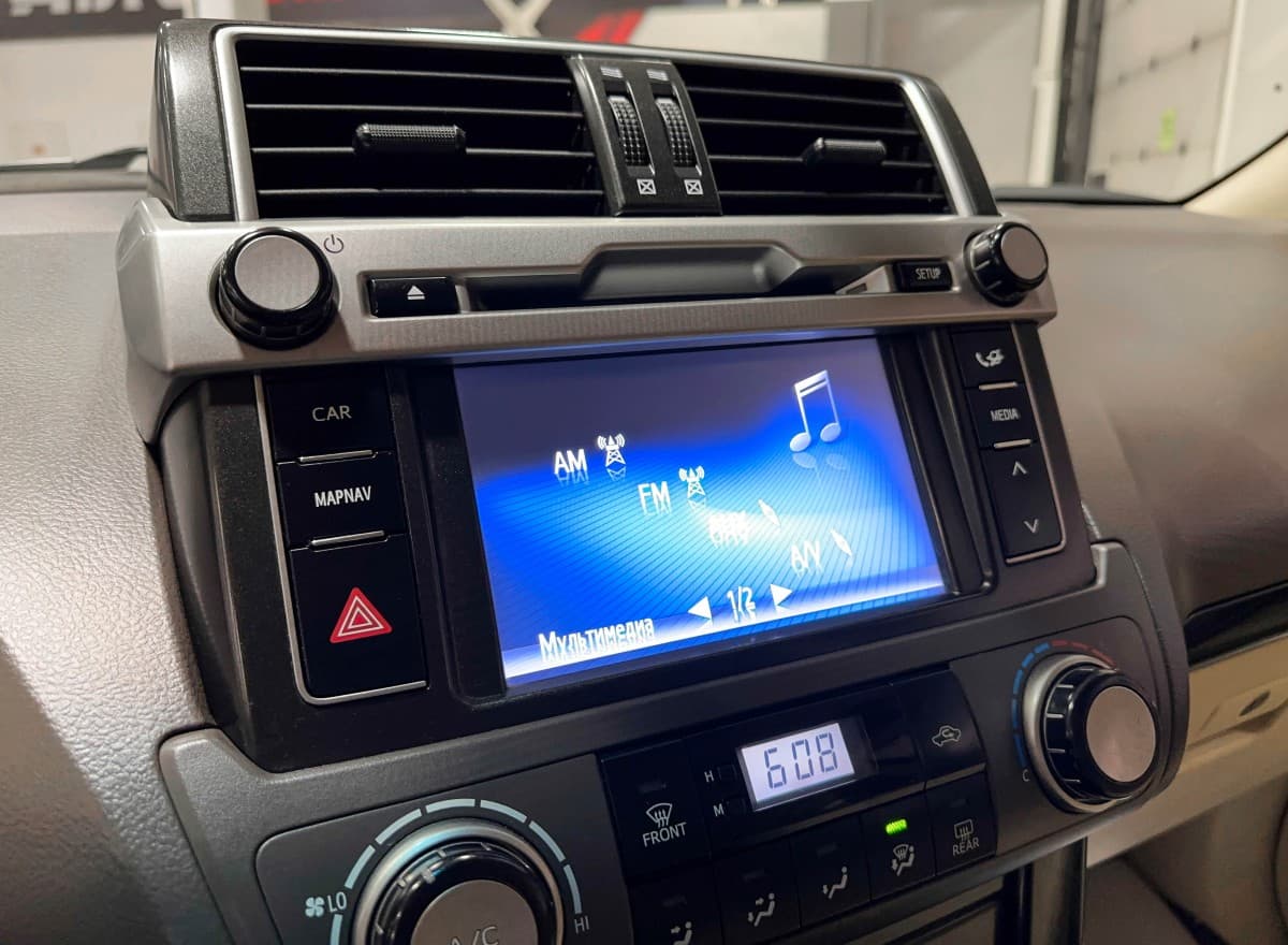Toyota Land Cruiser Prado - фото 23