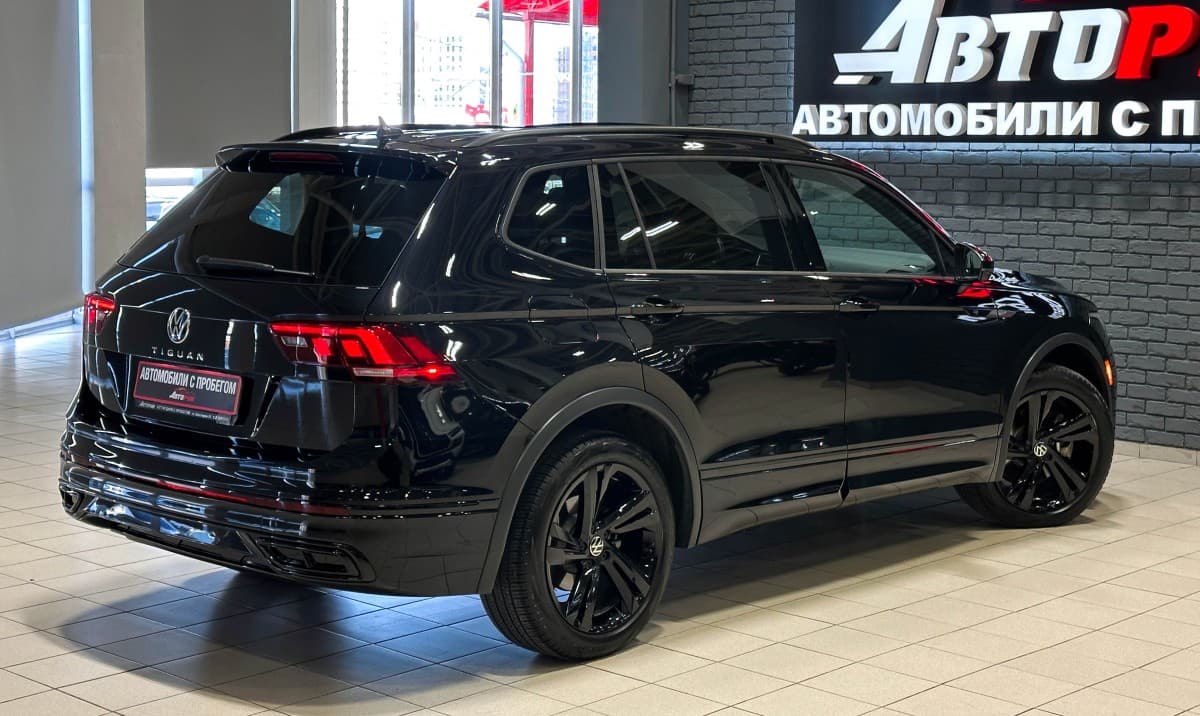 Volkswagen Tiguan - 5