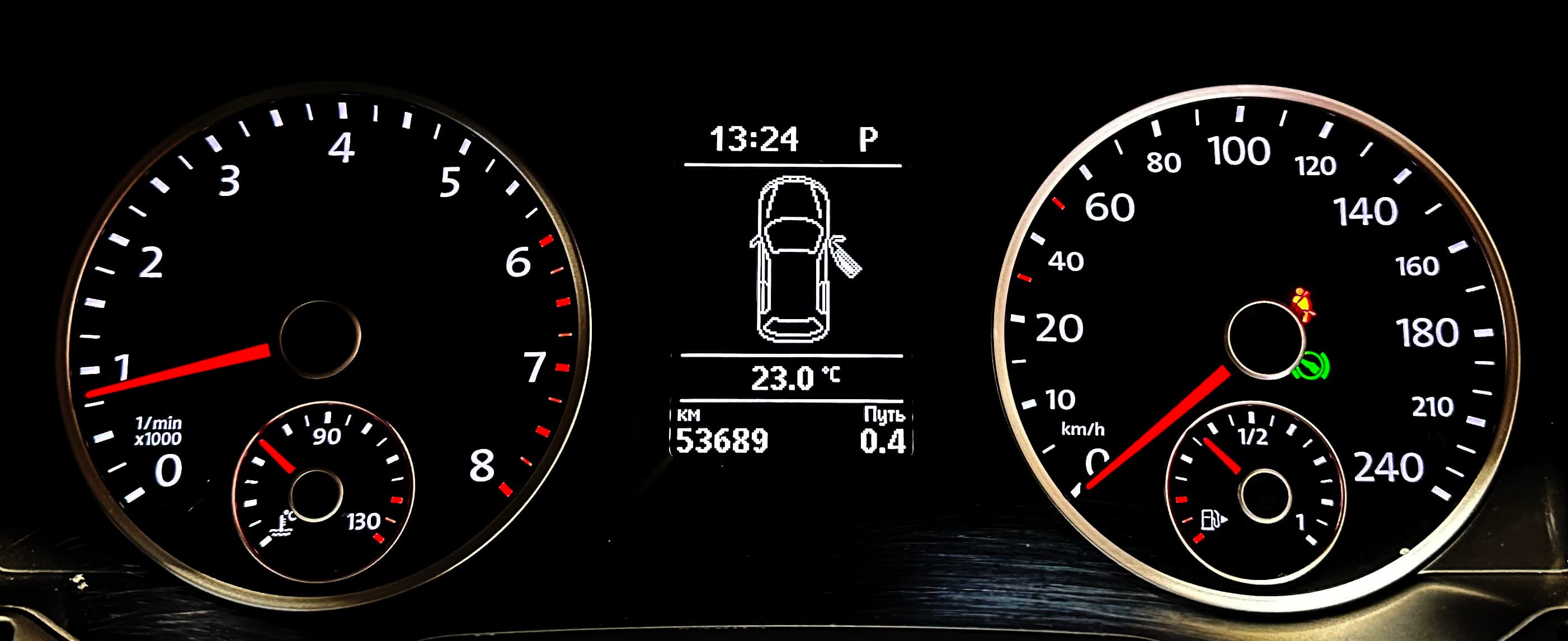 Volkswagen Tiguan - фото 19