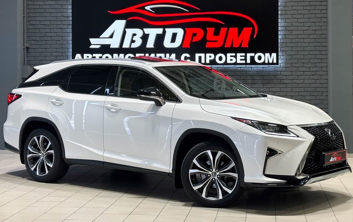 Lexus RX350L - 1