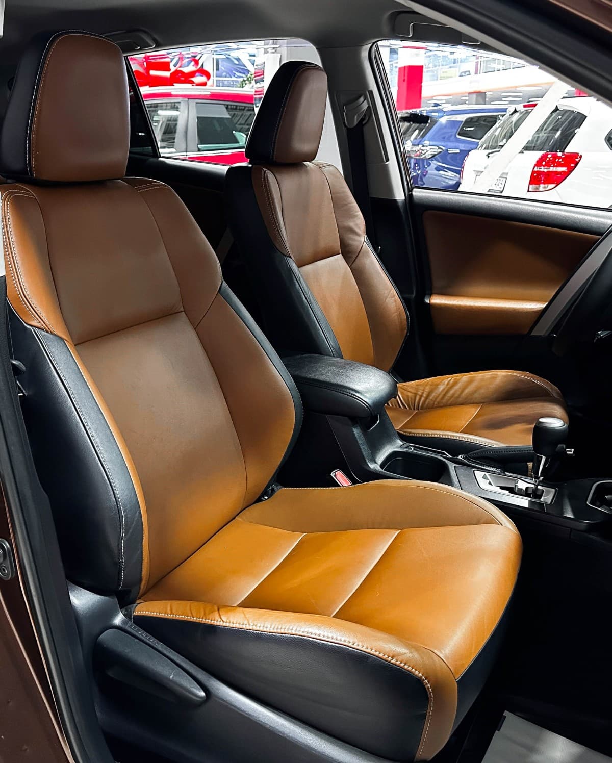 Toyota RAV4 - фото 15