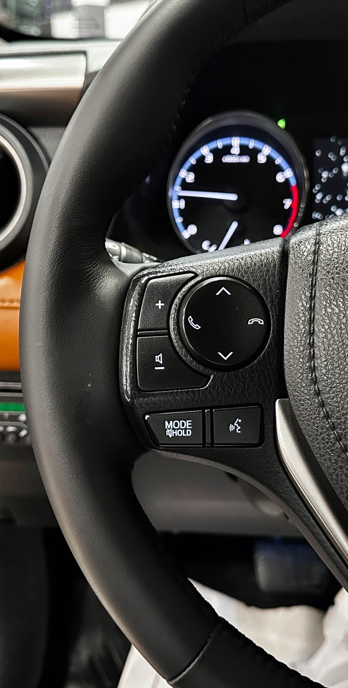 Toyota RAV4 - фото 21