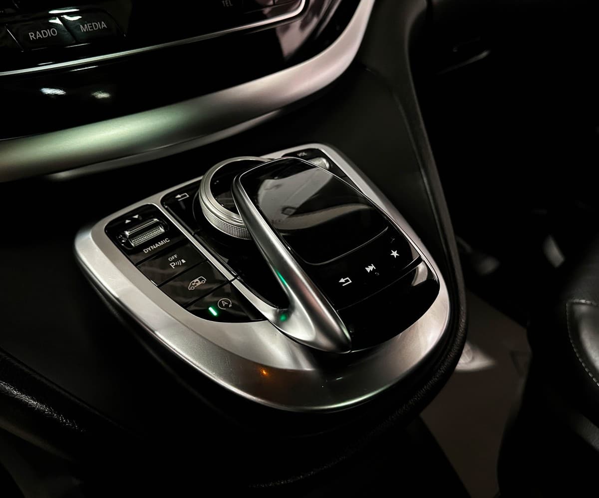 Mercedes-Benz V-Класс 250 - фото 25