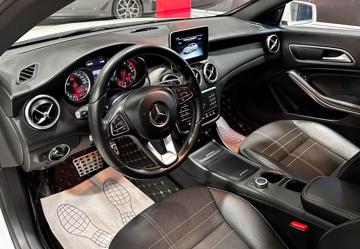 Mercedes-Benz CLA200 - фото 10