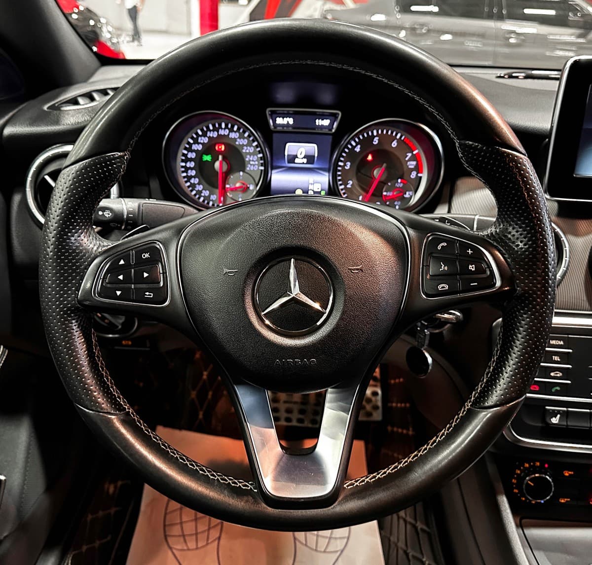 Mercedes-Benz CLA200 - фото 27