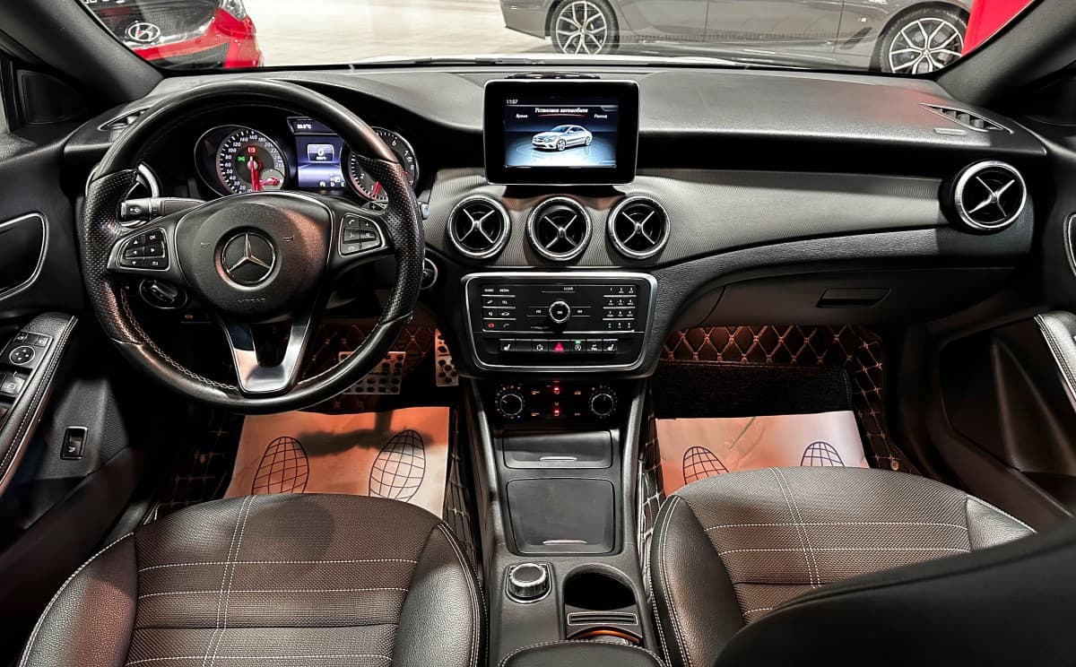 Mercedes-Benz CLA200 - фото 28