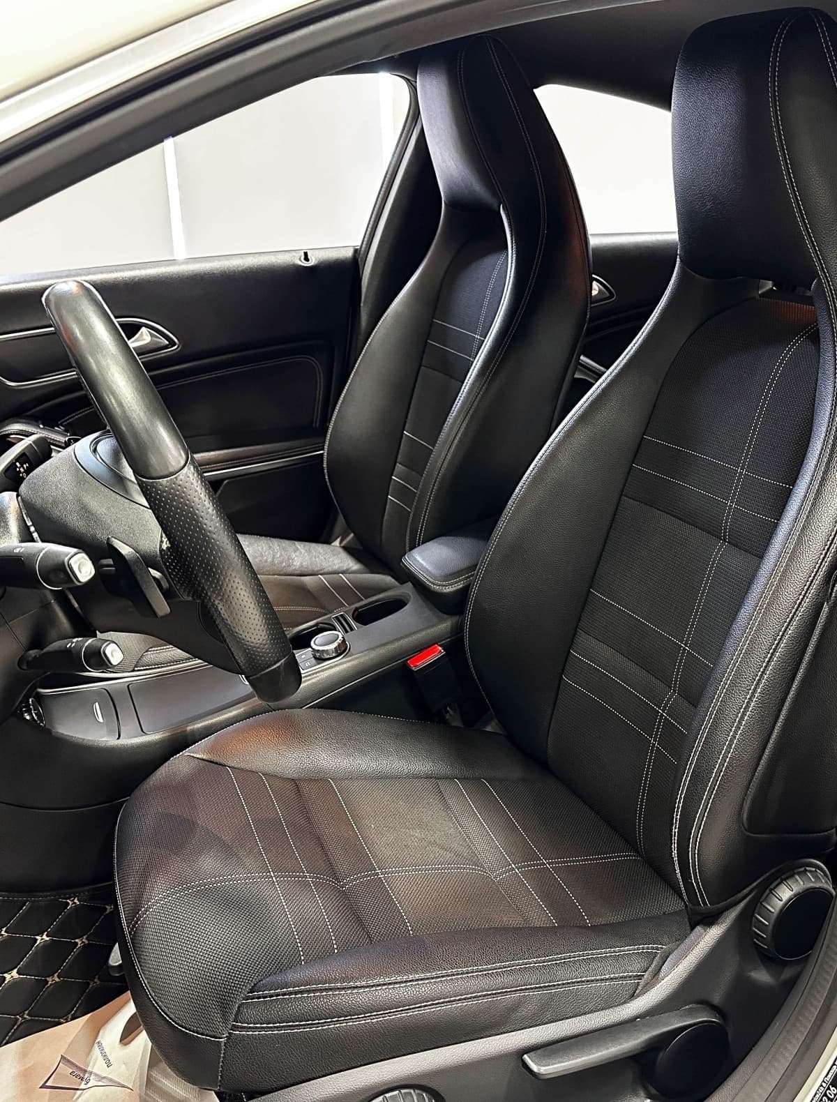 Mercedes-Benz CLA200 - фото 11