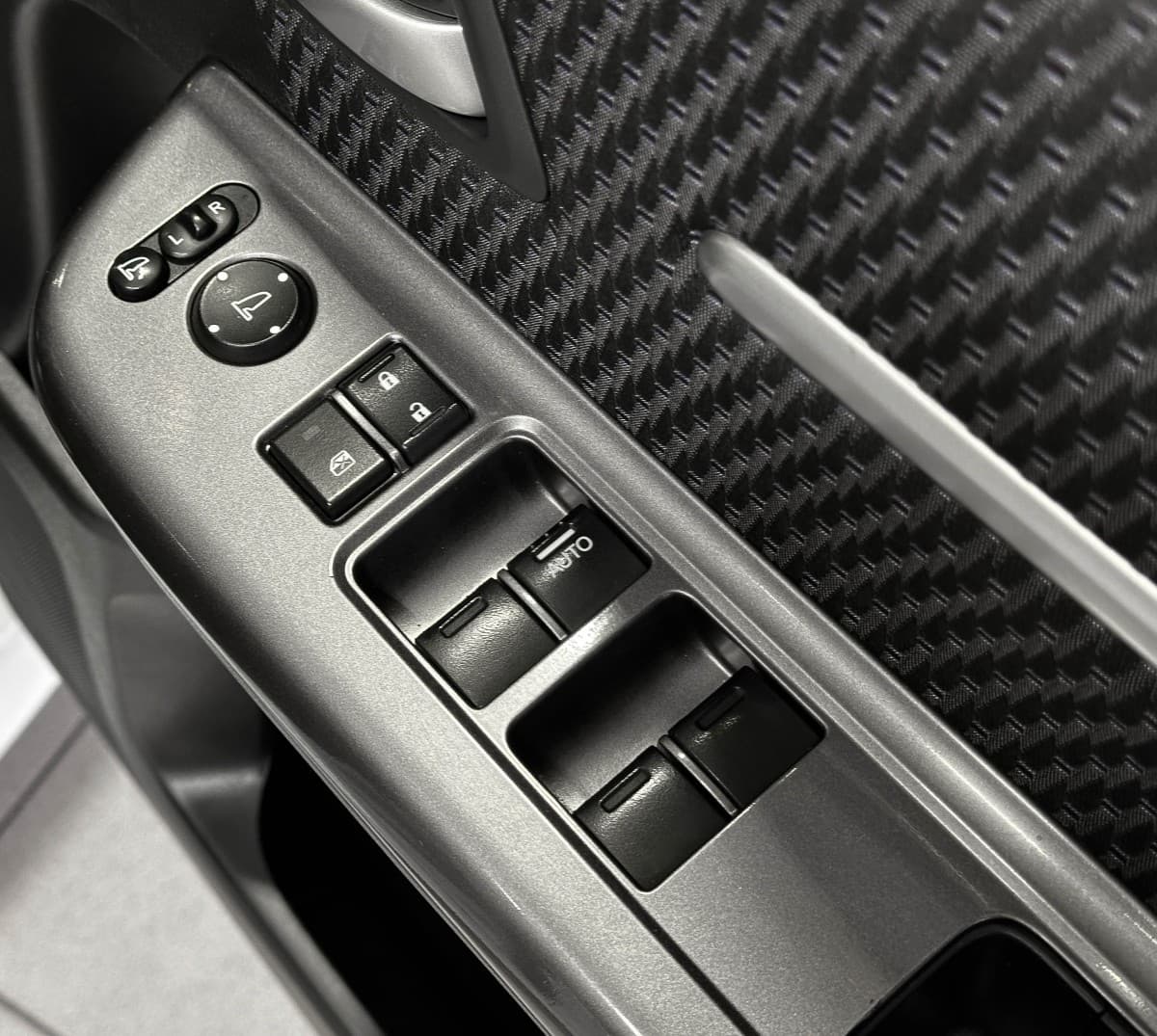 Honda Stepwgn - фото 21