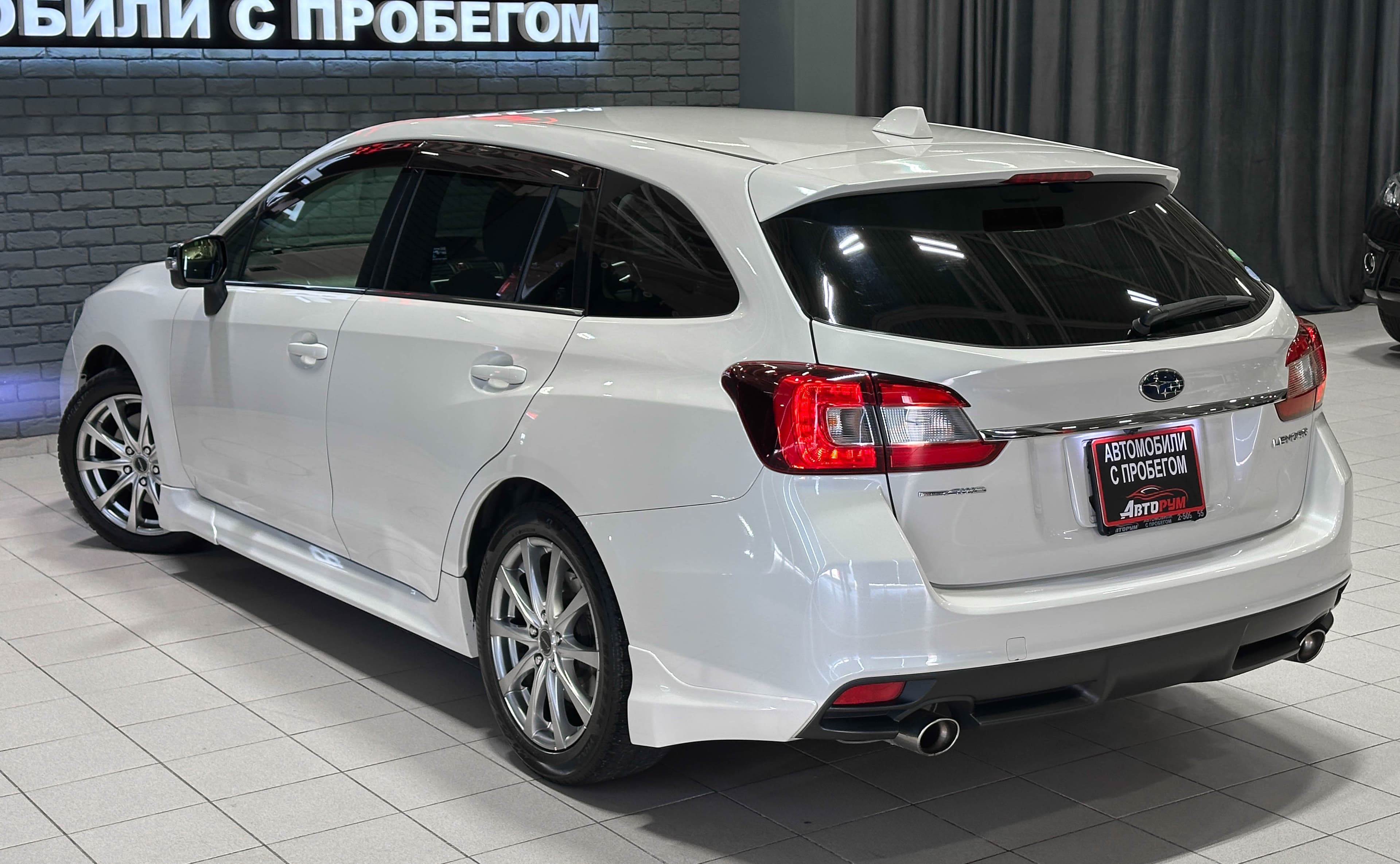 Subaru Levorg - фото 7