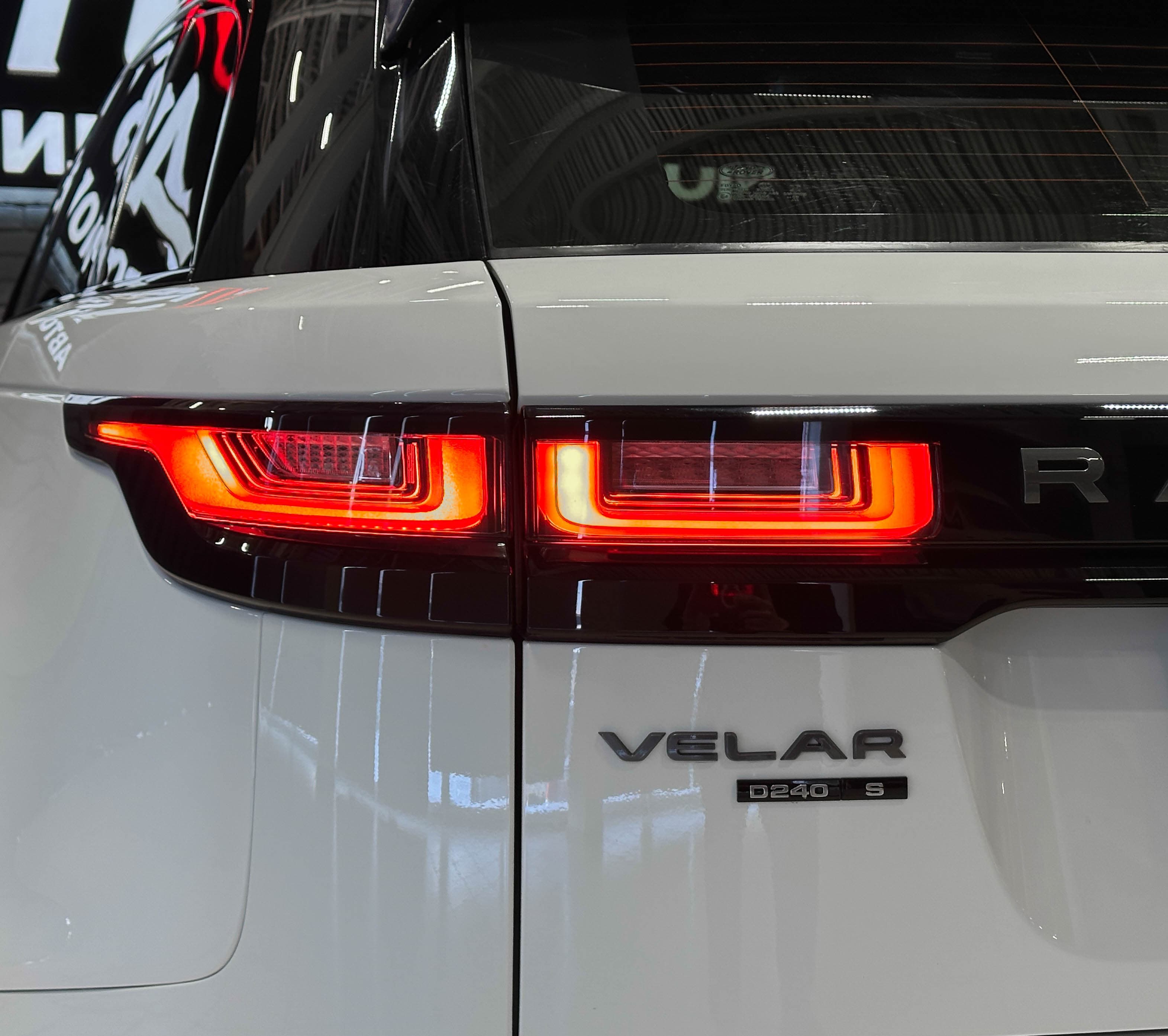 Land Rover Range Rover Velar - фото 10