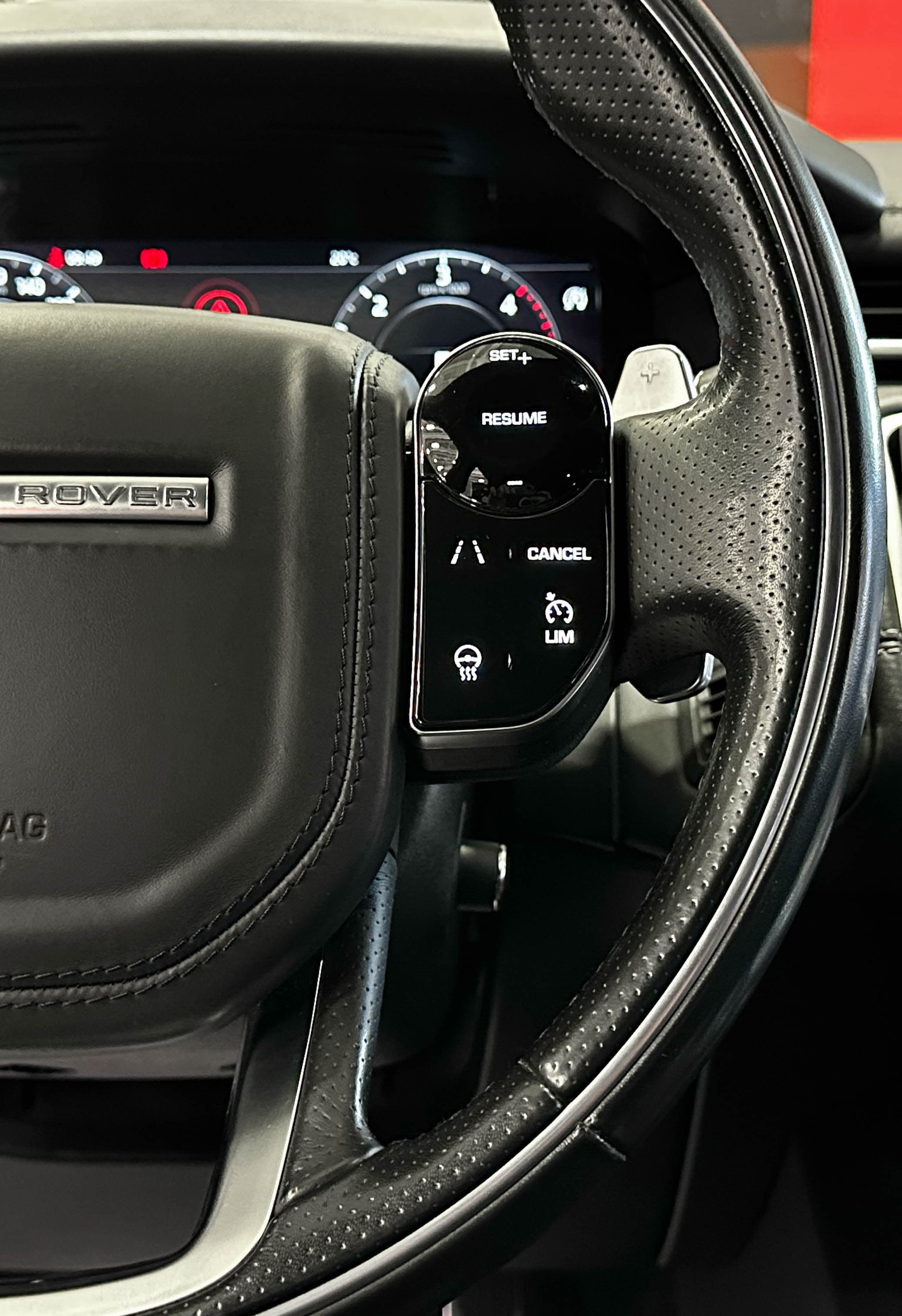 Land Rover Range Rover Velar - фото 24