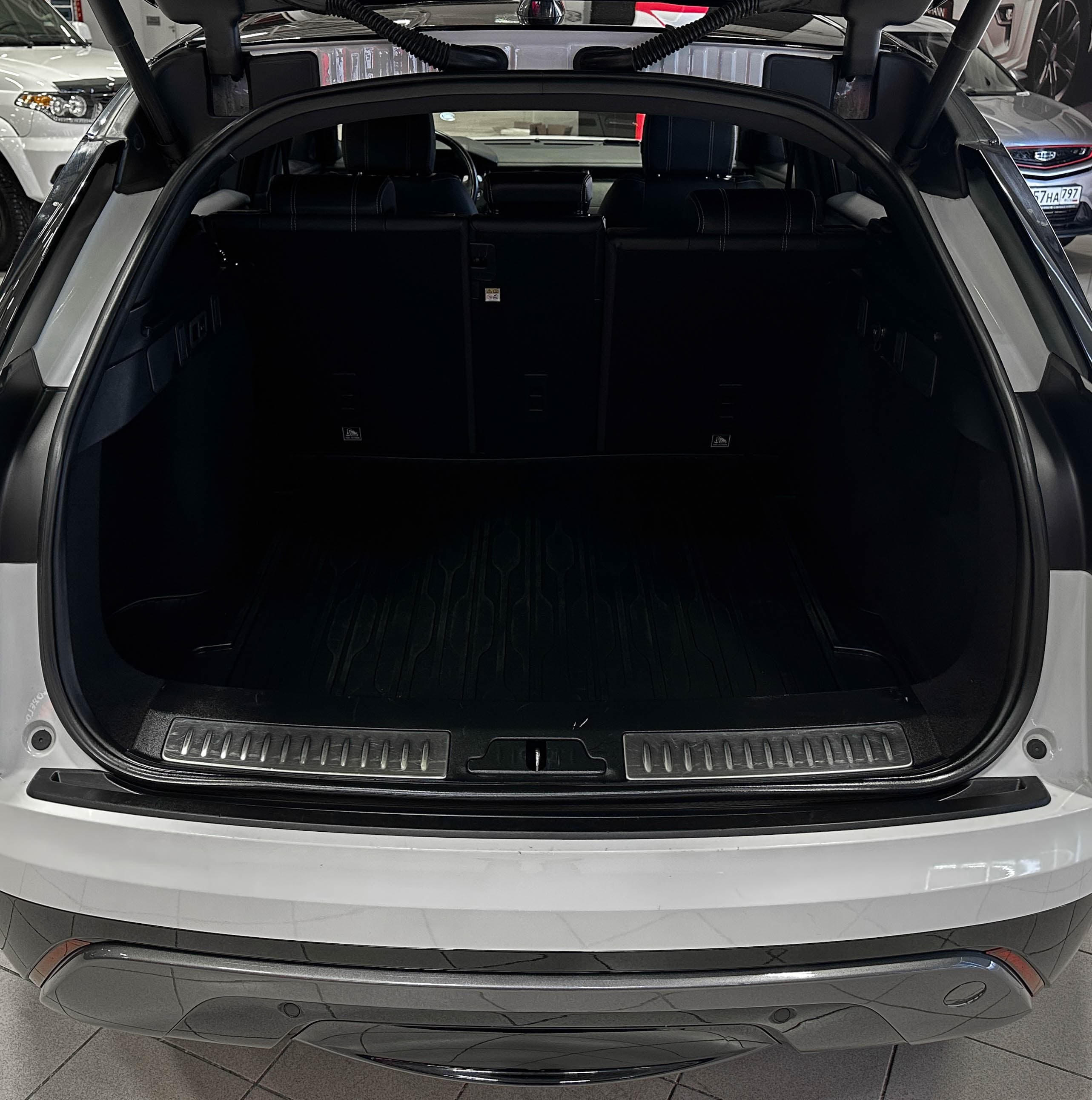 Land Rover Range Rover Velar - фото 14