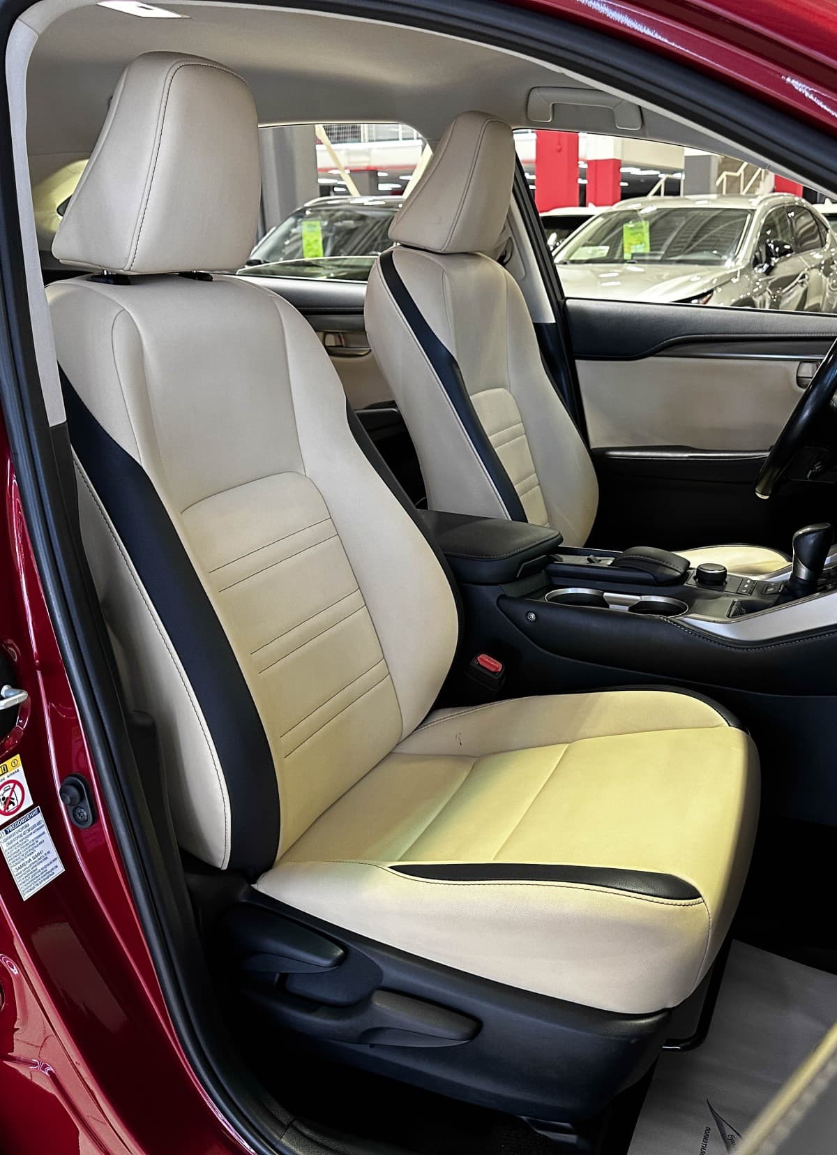 Lexus NX 200 - фото 17