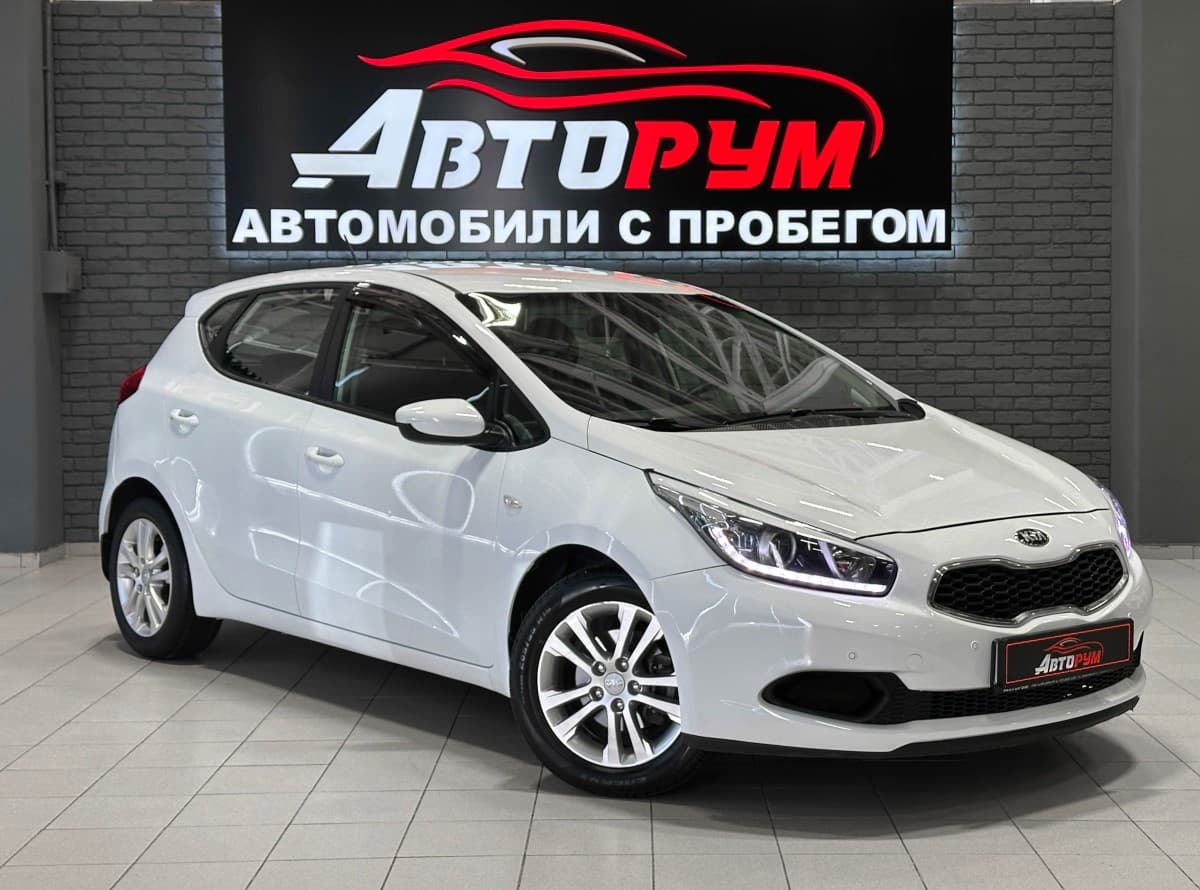 Kia Ceed - 1