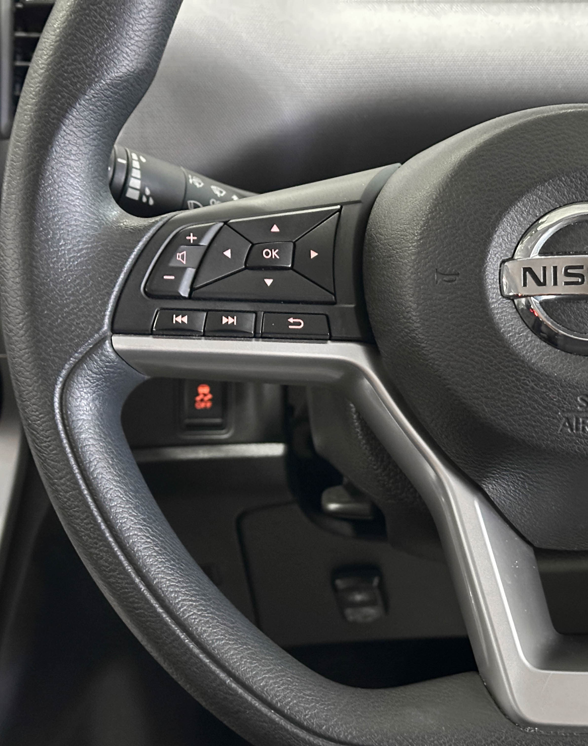 Nissan Serena Hybrid - фото 29