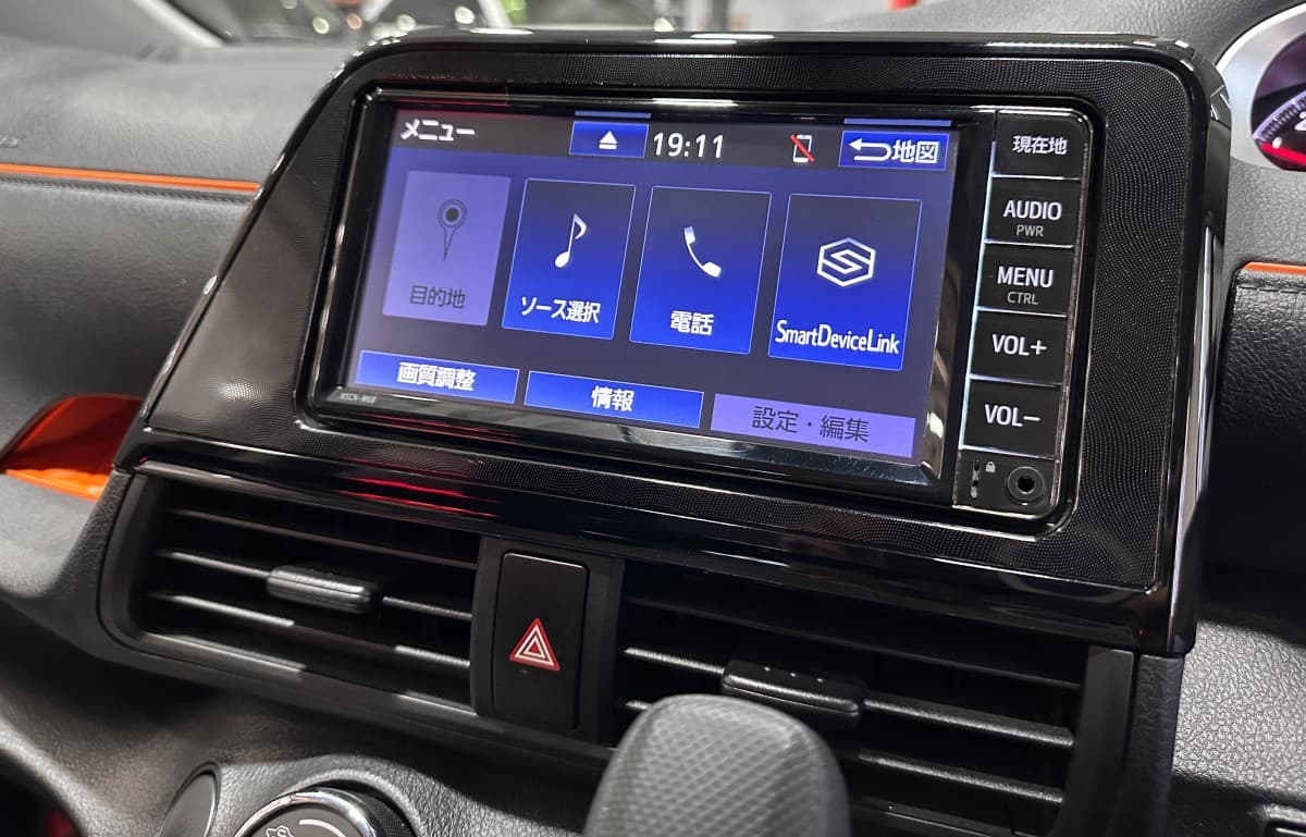 Toyota Sienta - фото 25