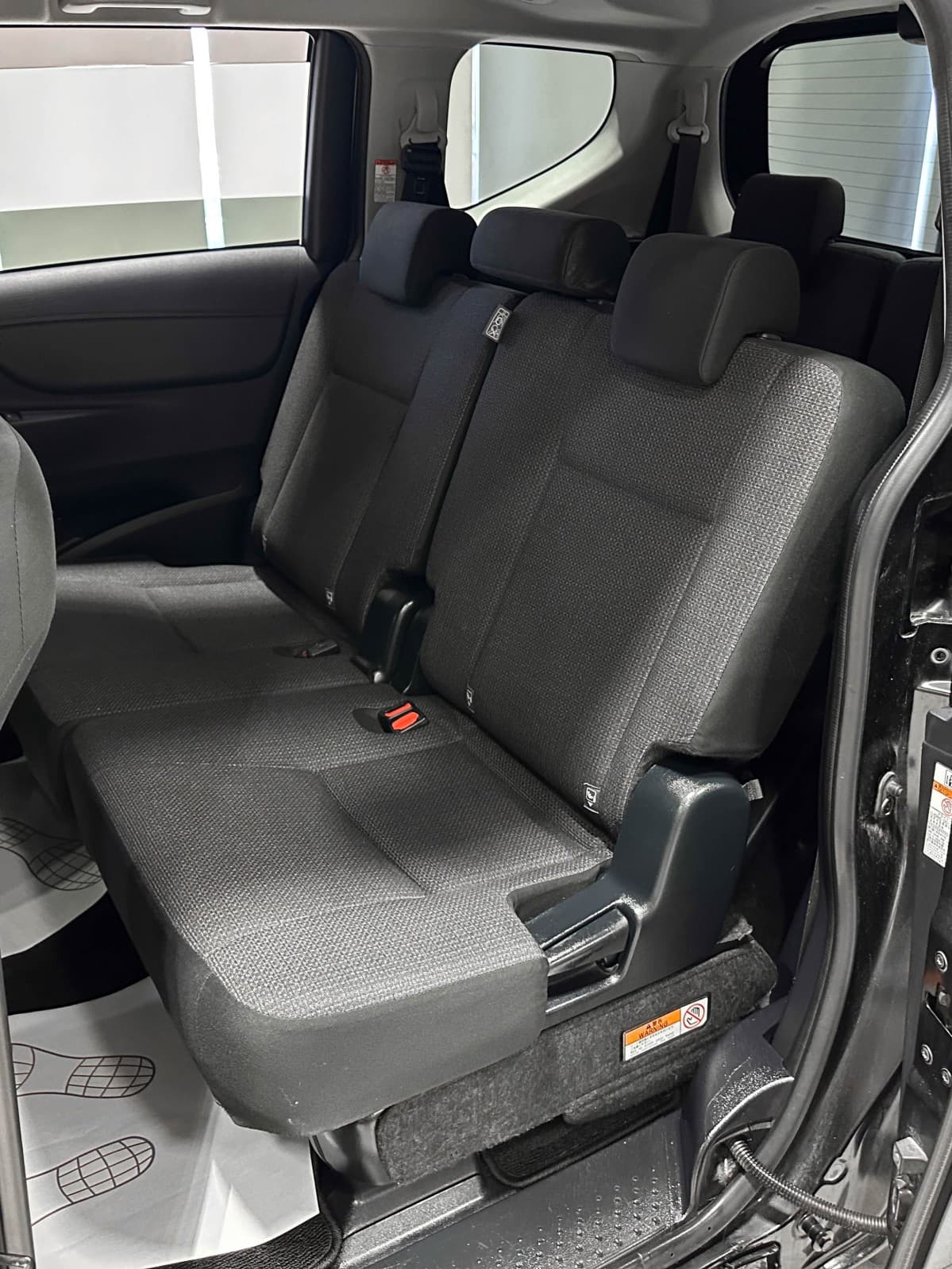 Toyota Sienta - фото 17