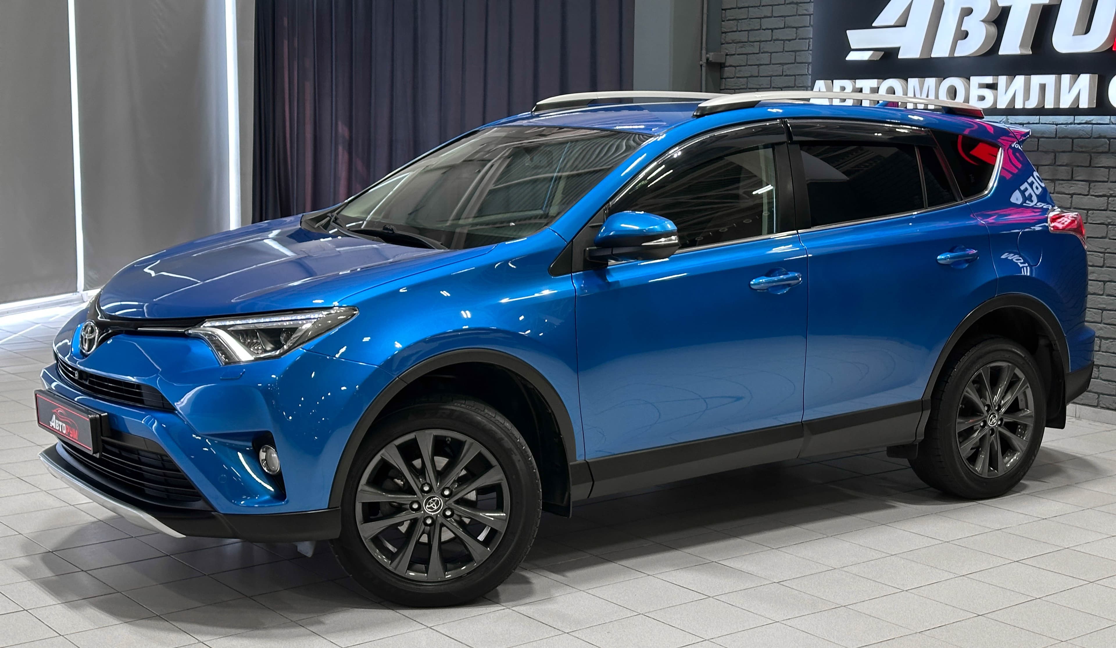 Toyota RAV4 - 2