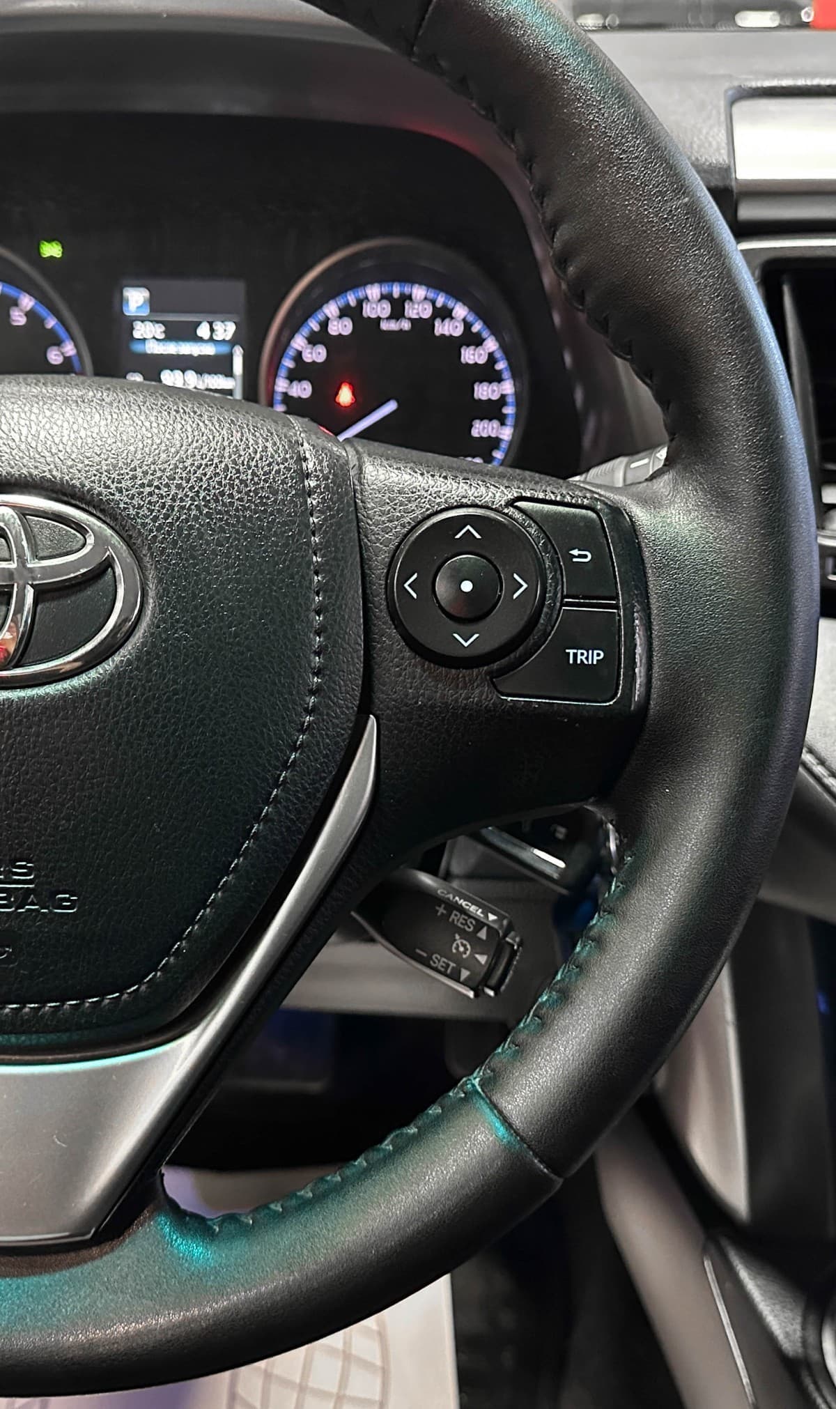 Toyota RAV4 - фото 21