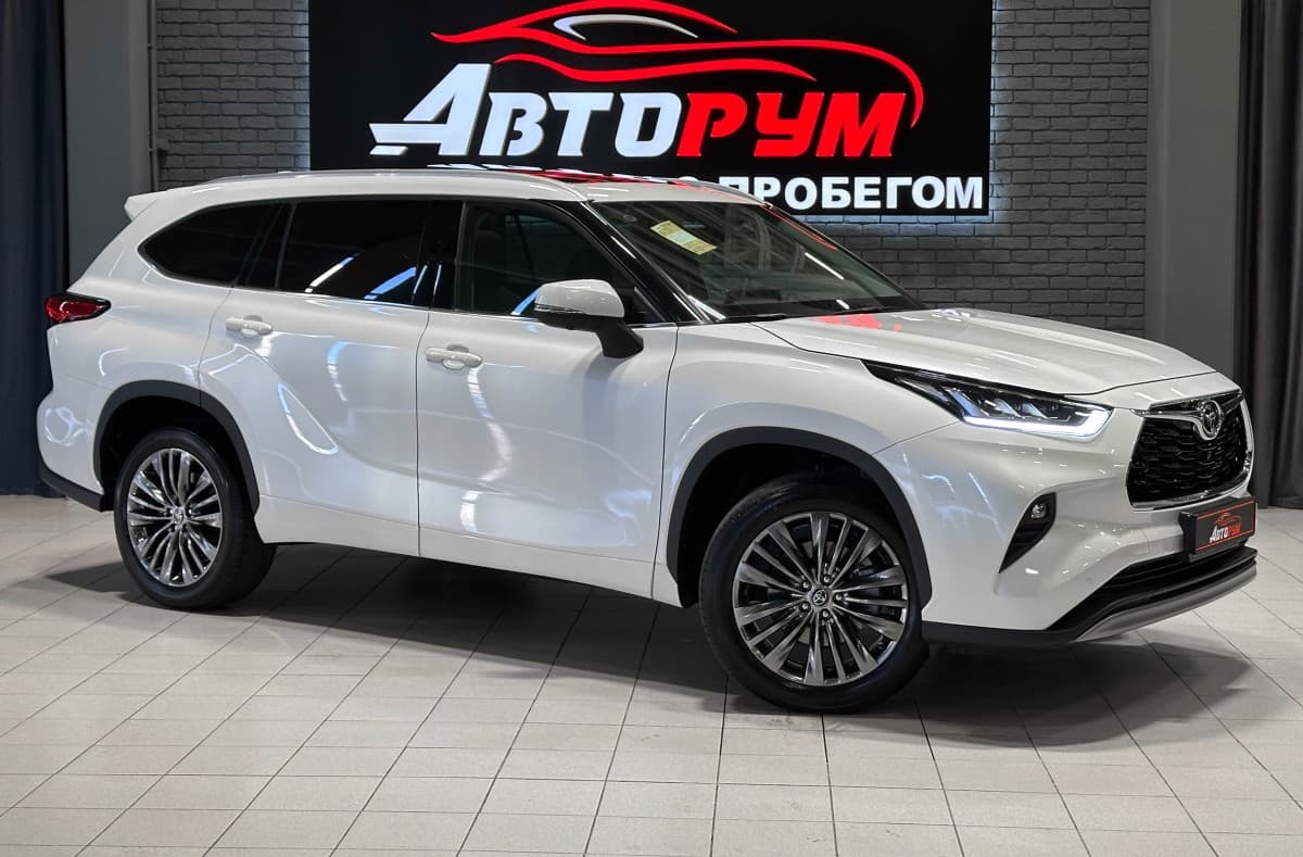 Toyota Highlander - 1
