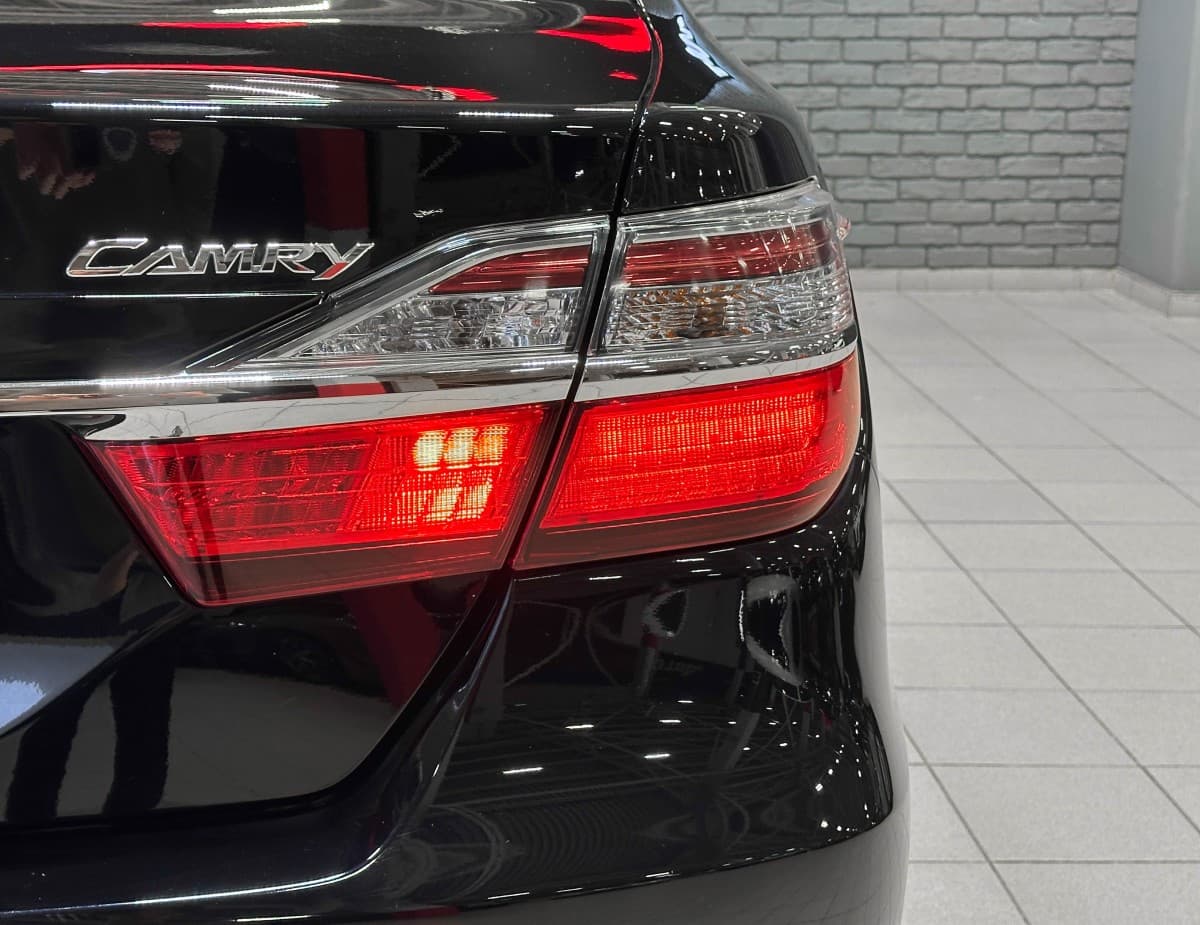 Toyota Camry - фото 8
