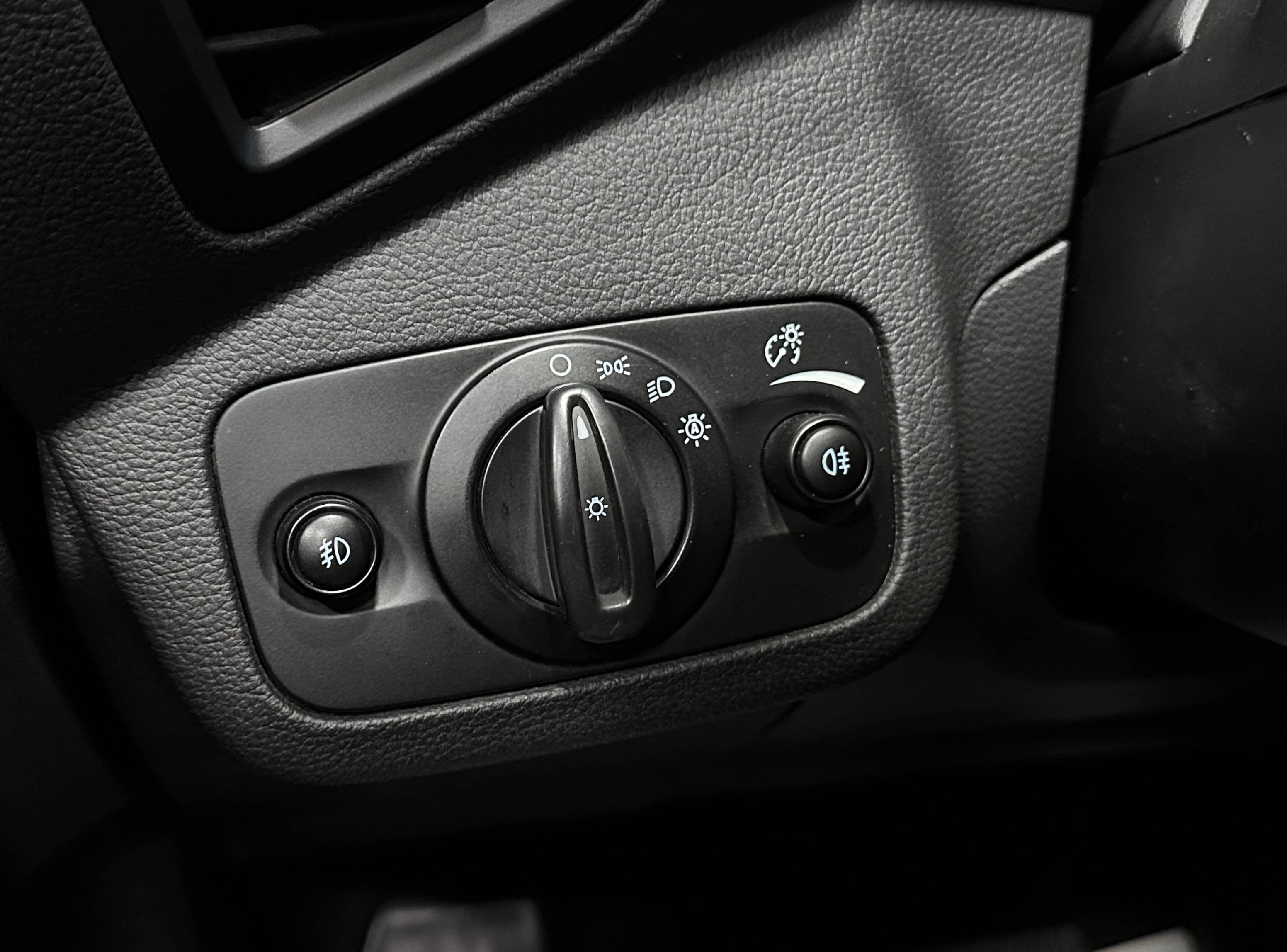 Ford Kuga - фото 20