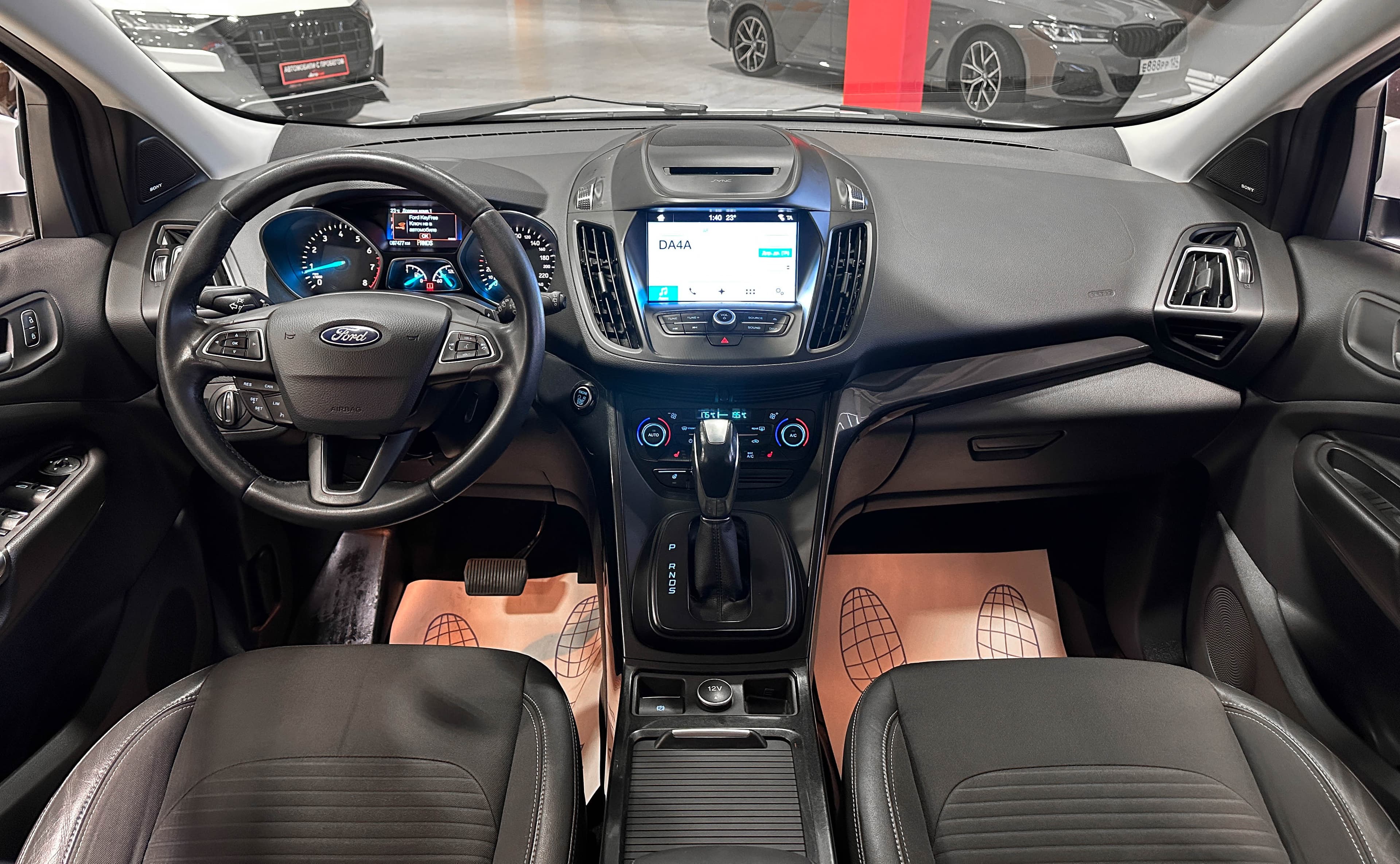 Ford Kuga - фото 30