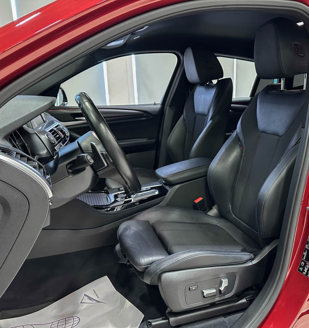 BMW X4 XDRIVE 20D - фото 11