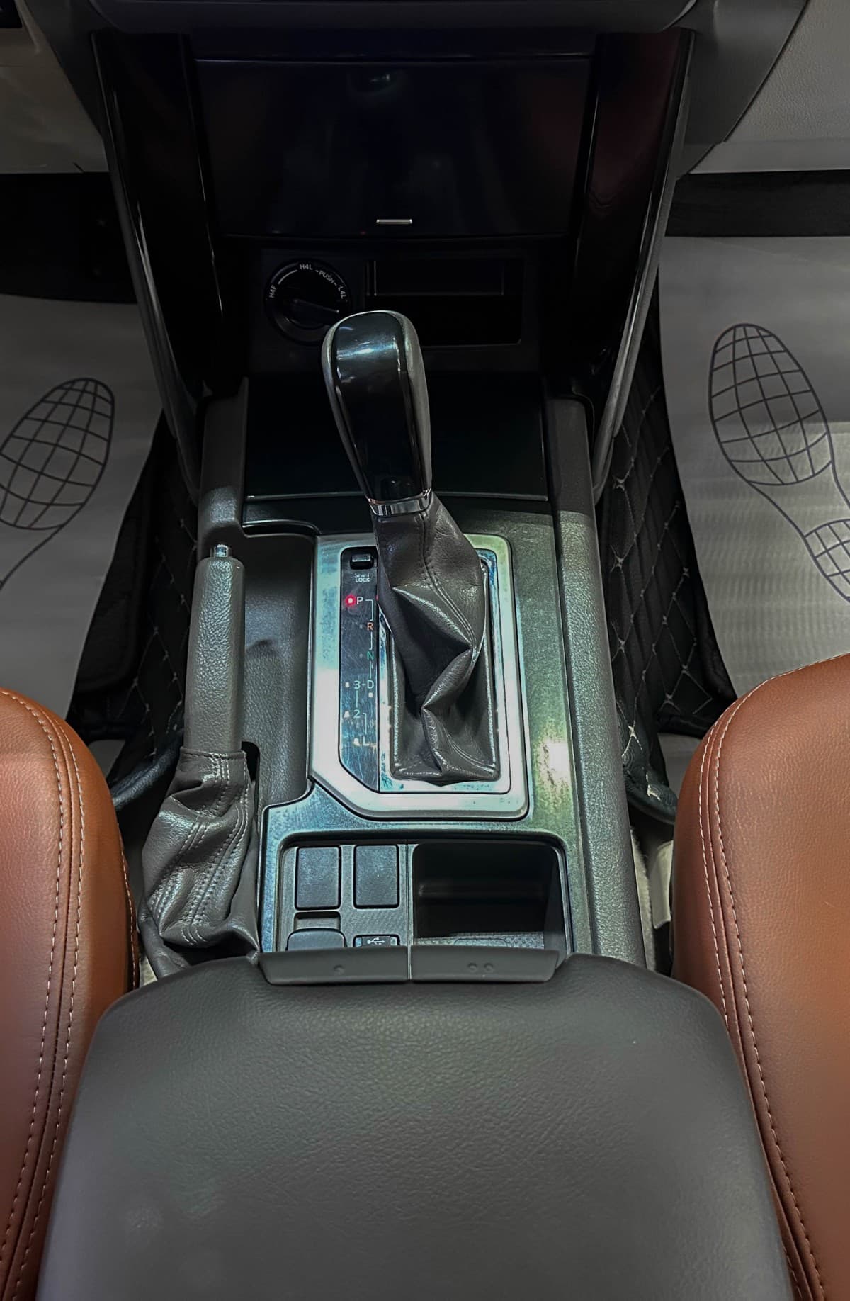 Toyota Land Cruiser Prado - фото 25