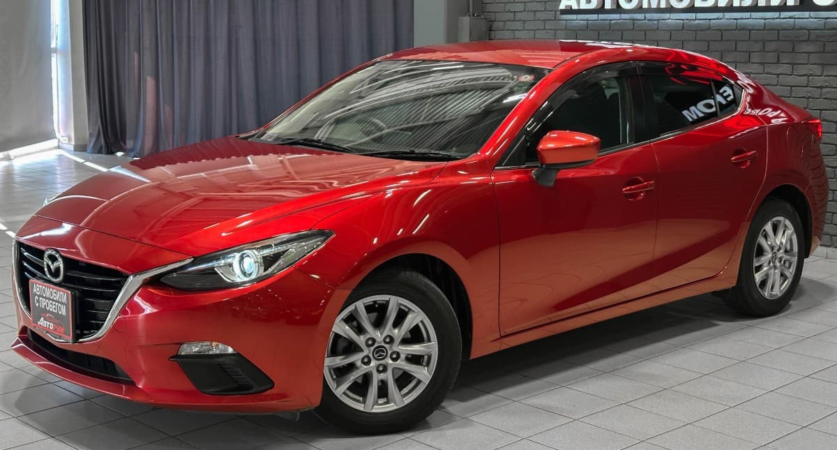 Mazda Axela - 2