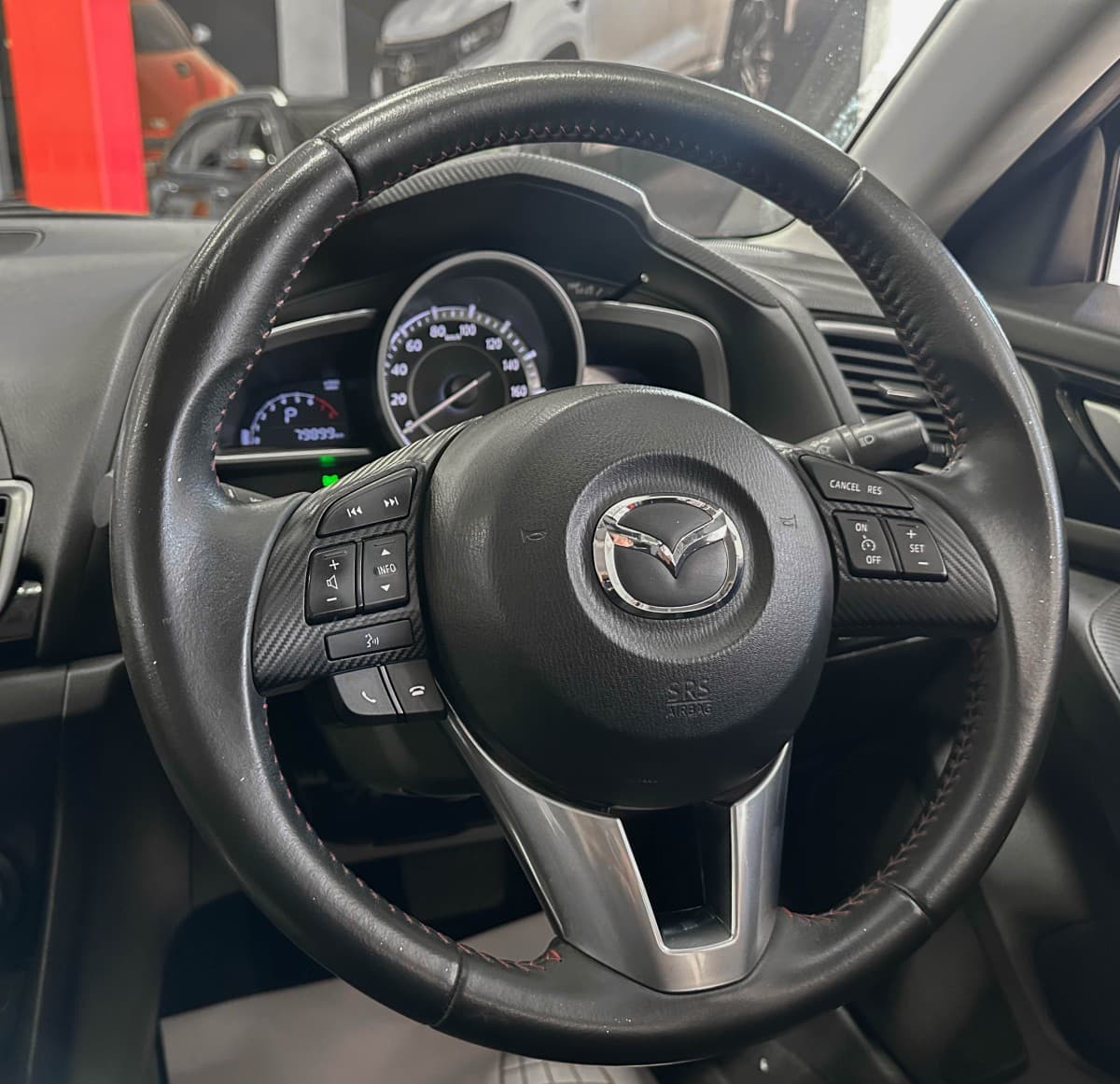 Mazda Axela - фото 24