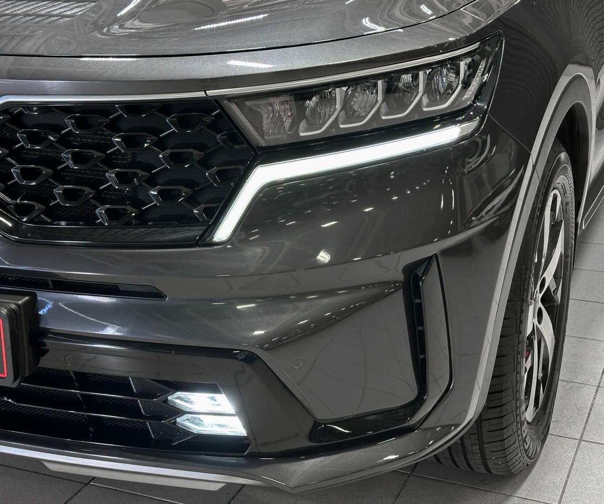 Kia Sorento - 4