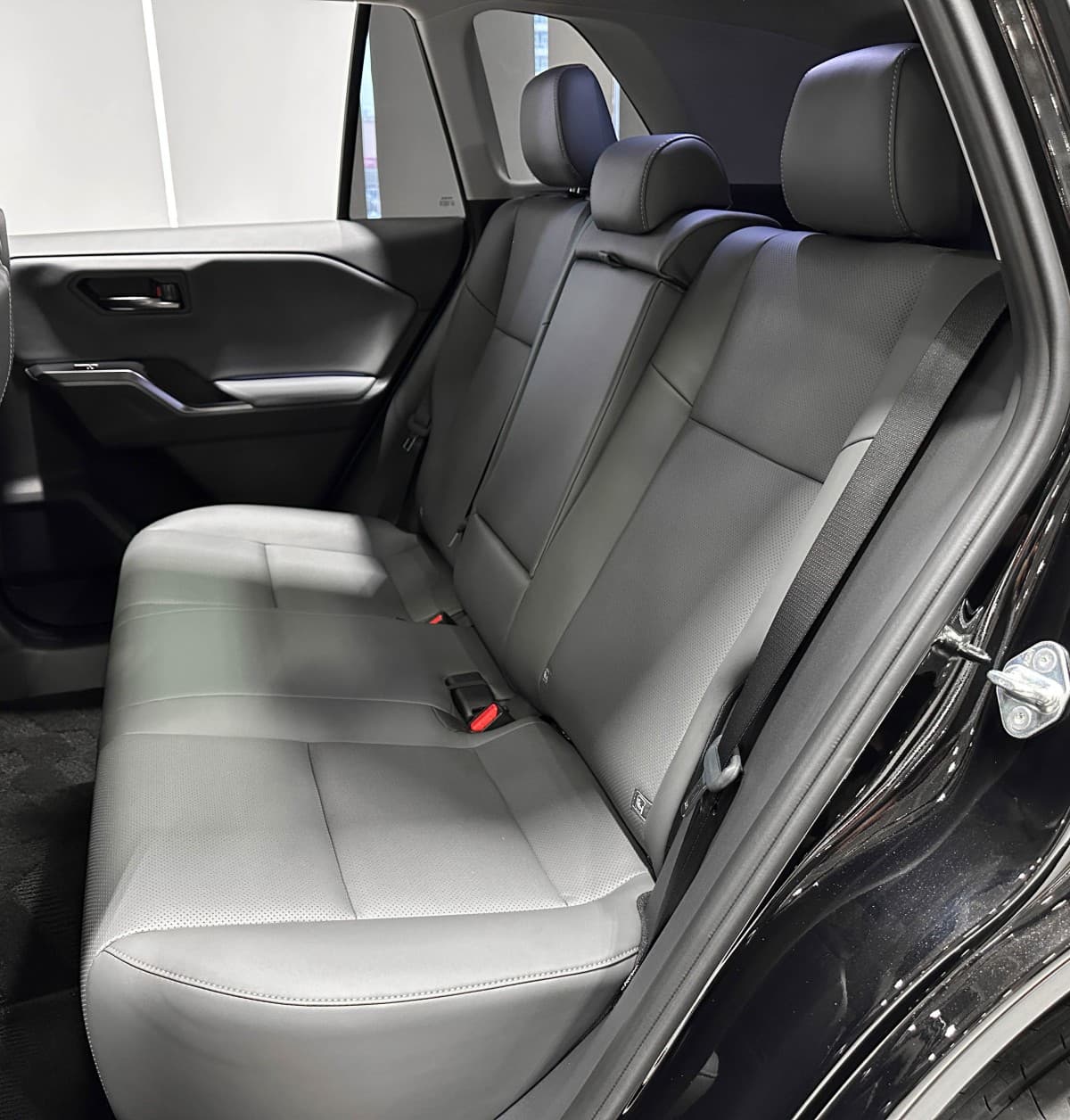Toyota RAV4 - фото 15