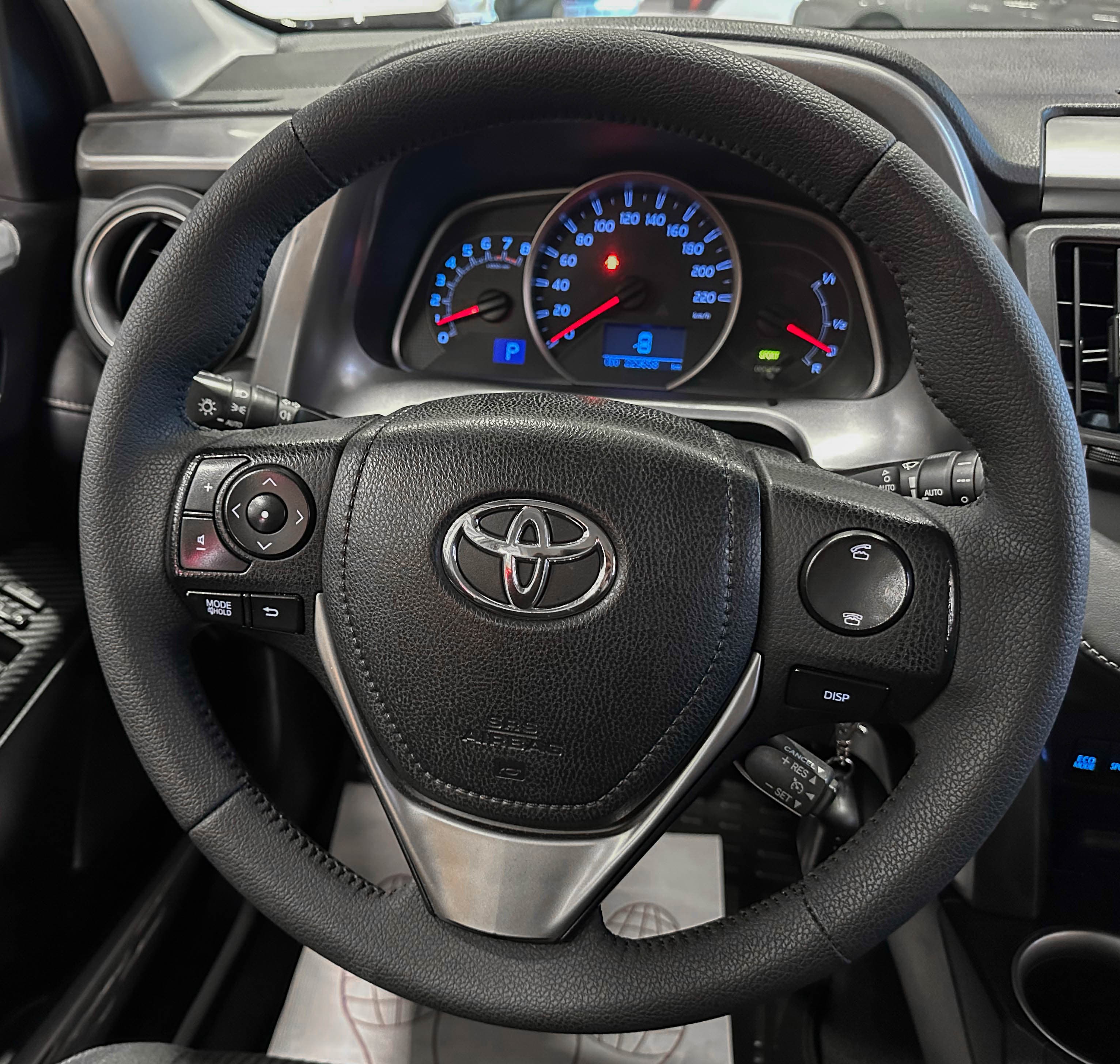 Toyota RAV4 - фото 27