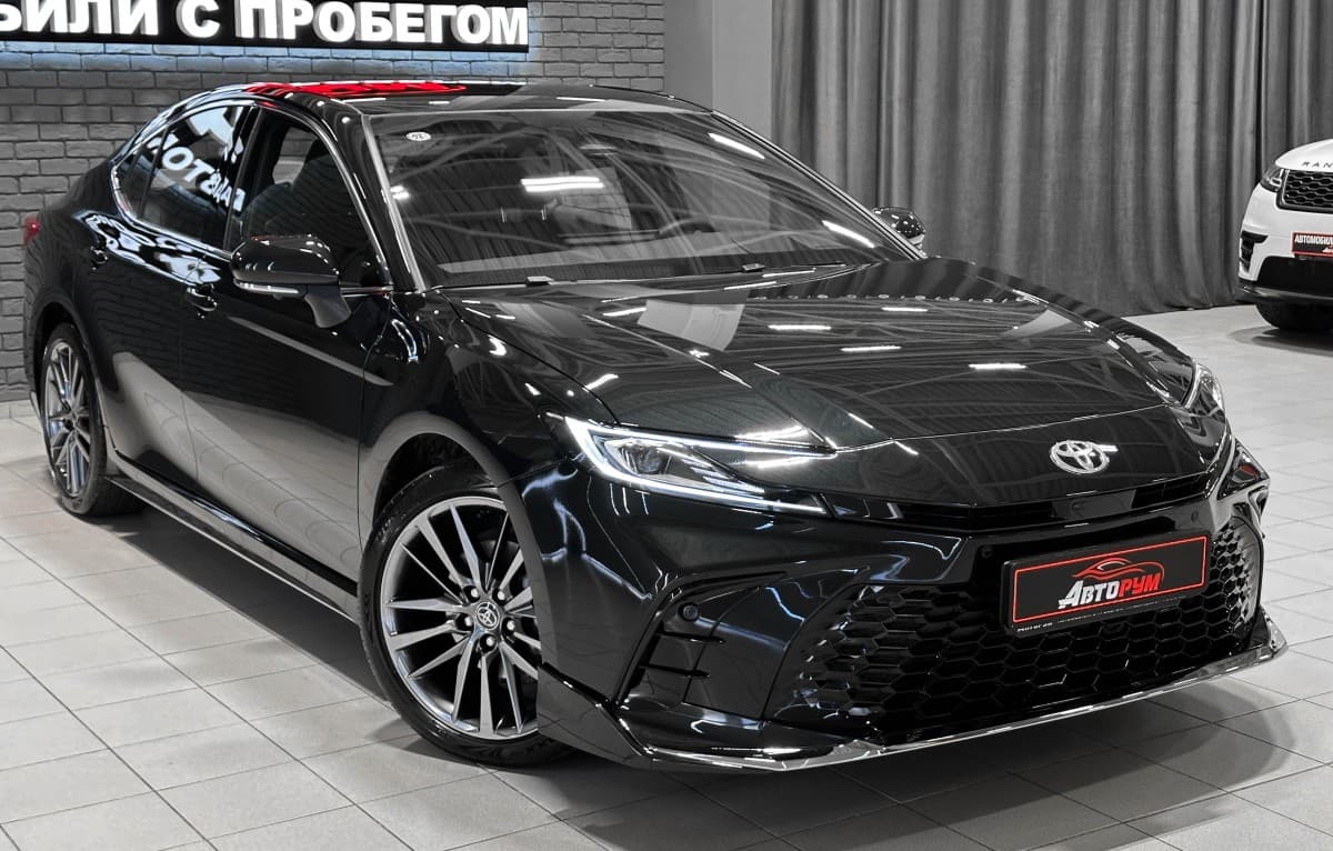 Toyota Camry - фото 6
