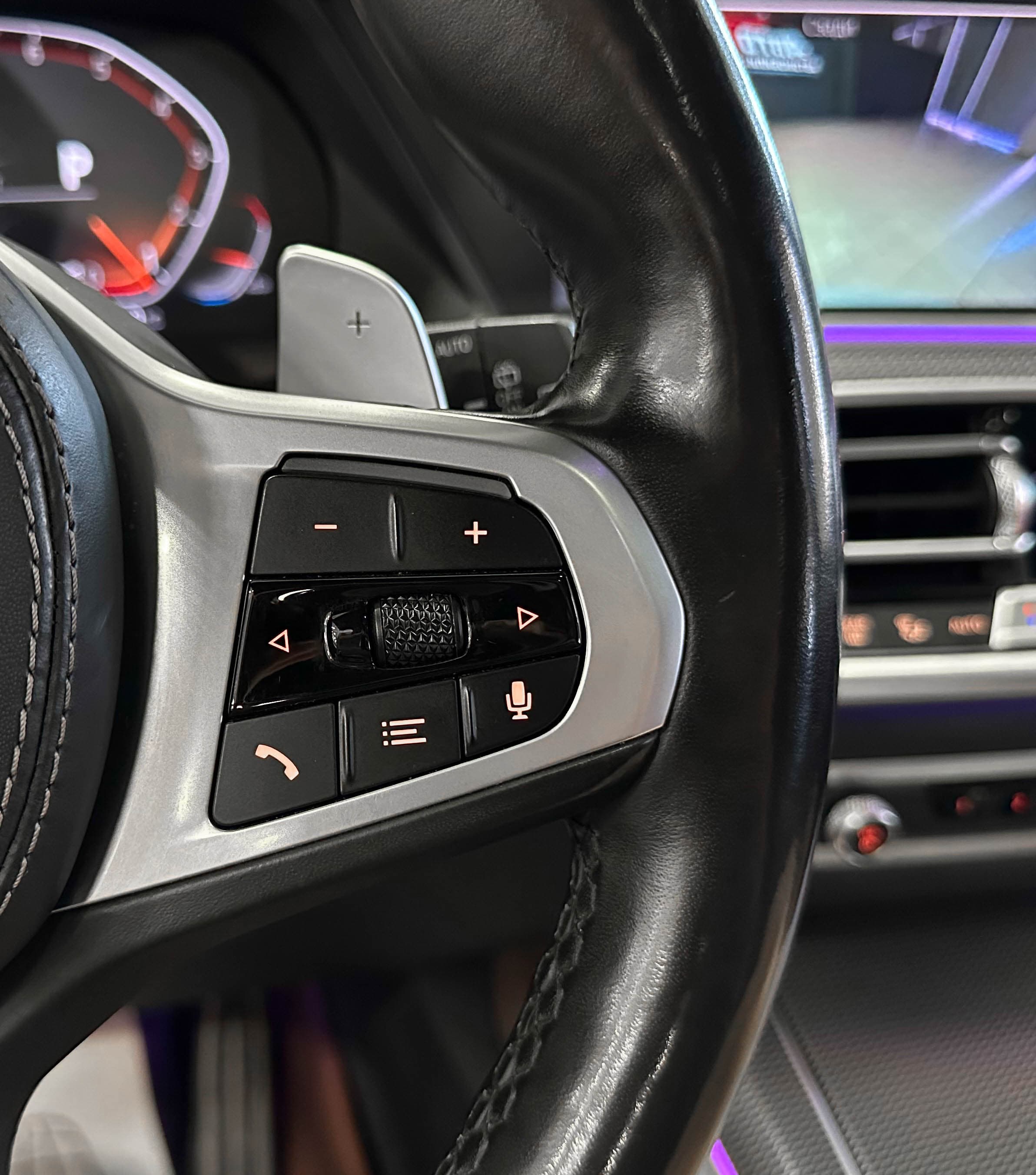 BMW X5 - фото 25
