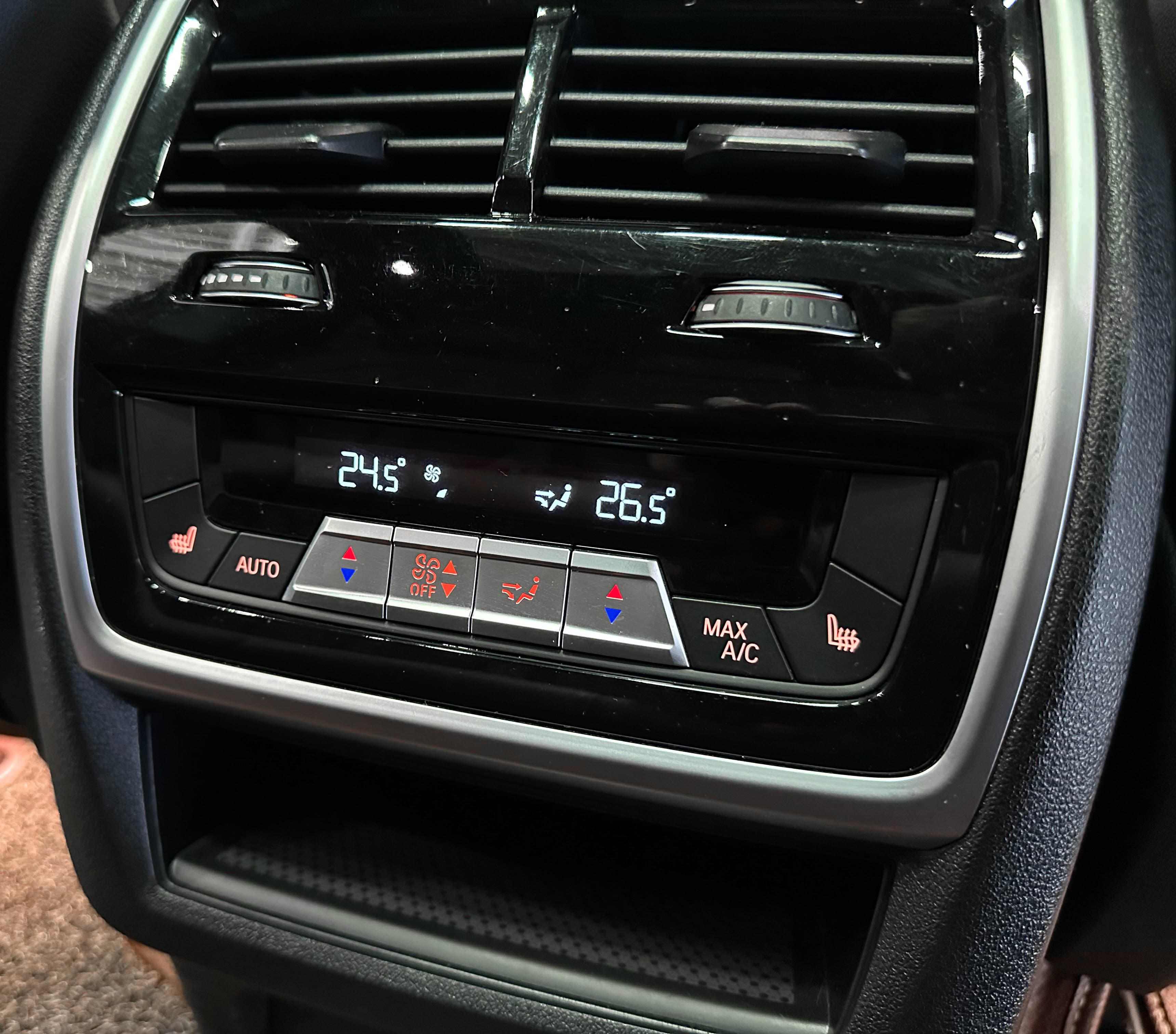 BMW X5 - фото 30