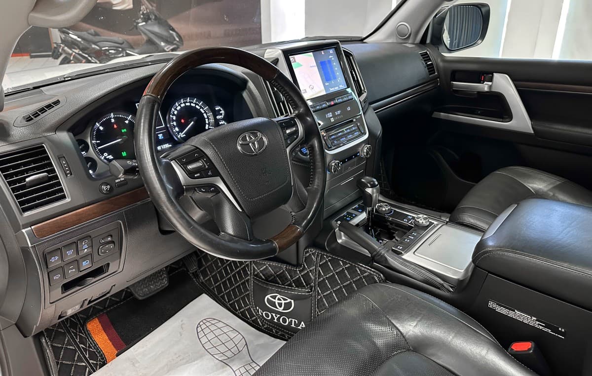 Toyota Land Cruiser 200 - фото 11