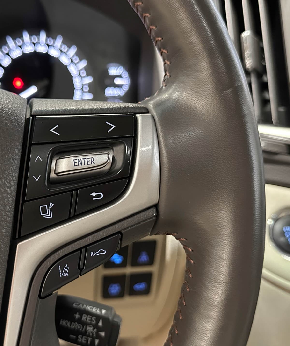 Toyota Land Cruiser 200 - фото 18