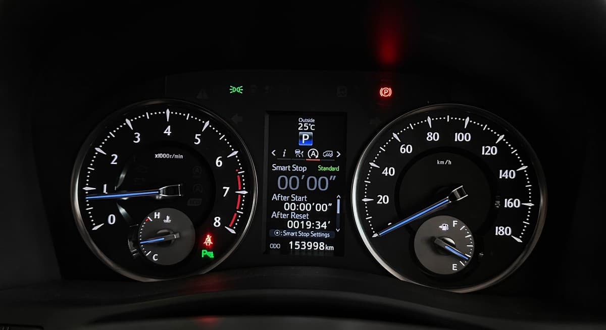 Toyota Alphard - фото 19