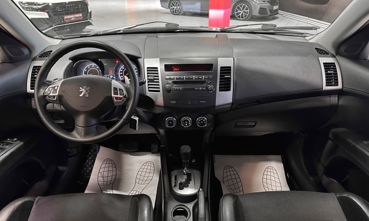 Peugeot 4007 - фото 22