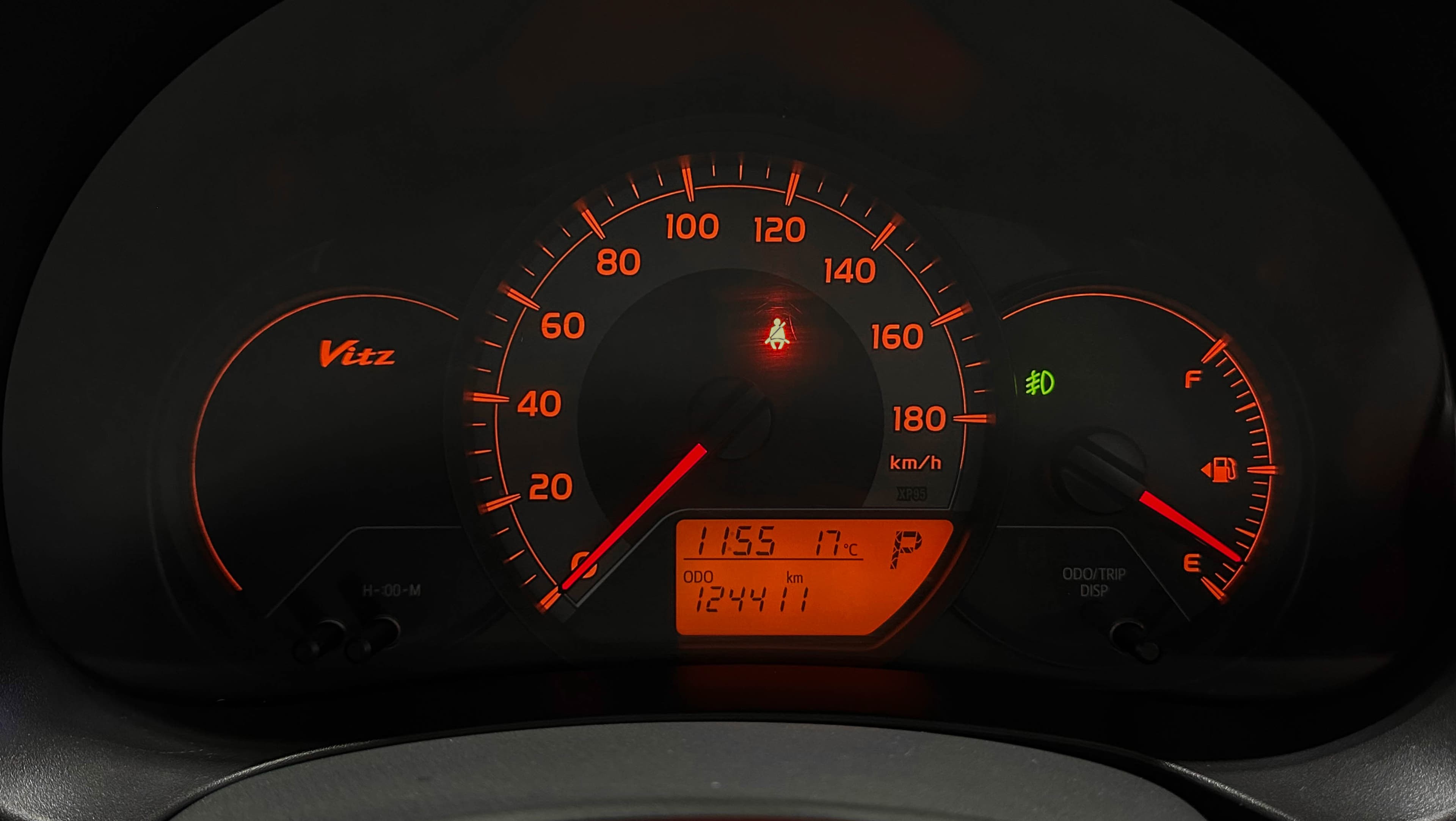 Toyota Vitz - фото 18