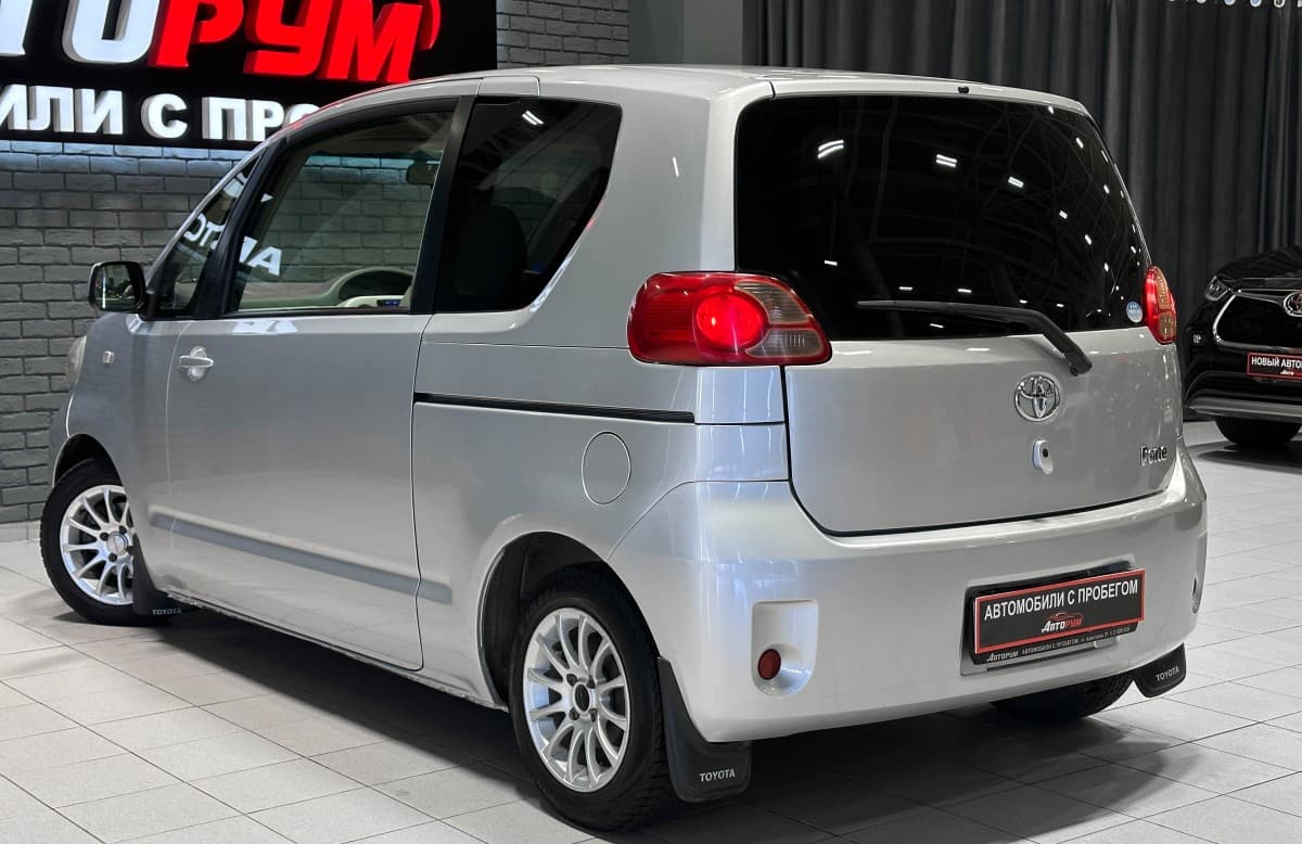 Toyota Porte - фото 9