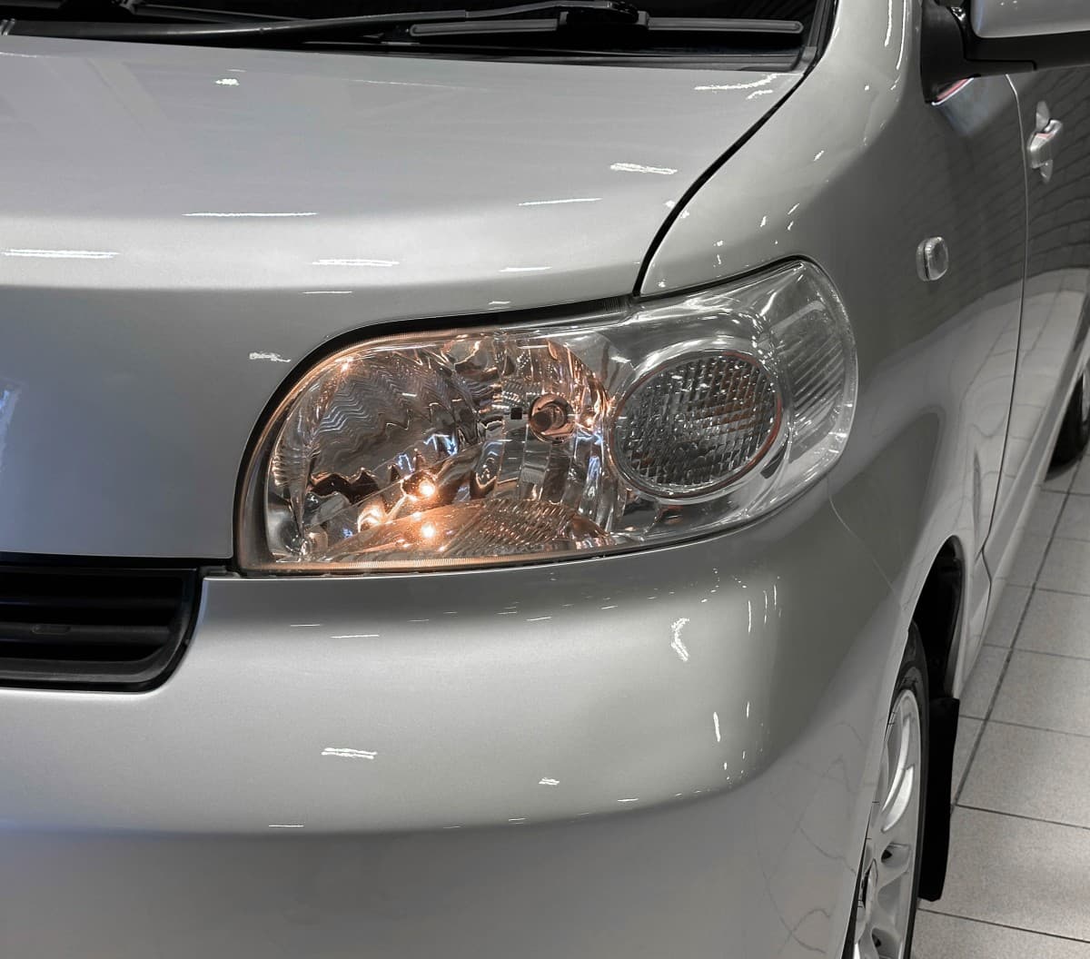 Toyota Porte - 4