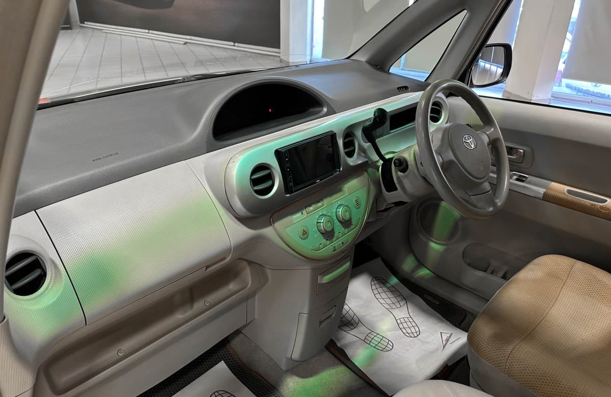 Toyota Porte - фото 14