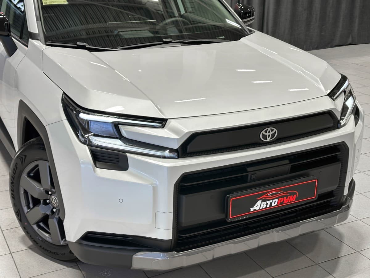 Toyota RAV4 - фото 5