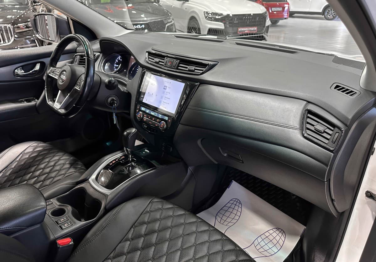 Nissan Qashqai - фото 16